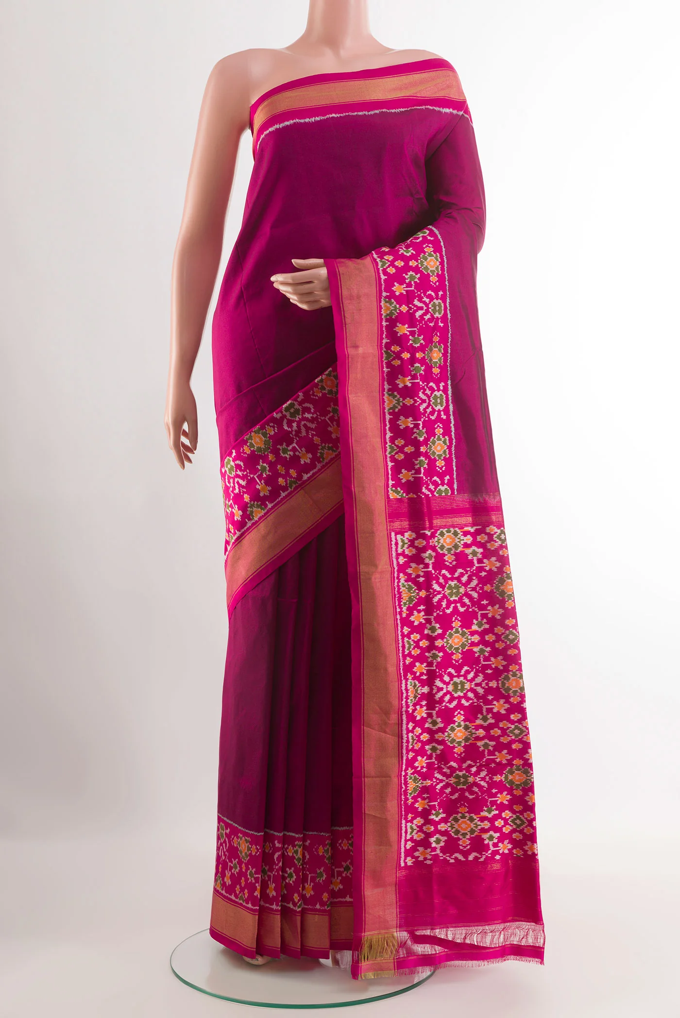 Magenta Pochampally Silk Saree