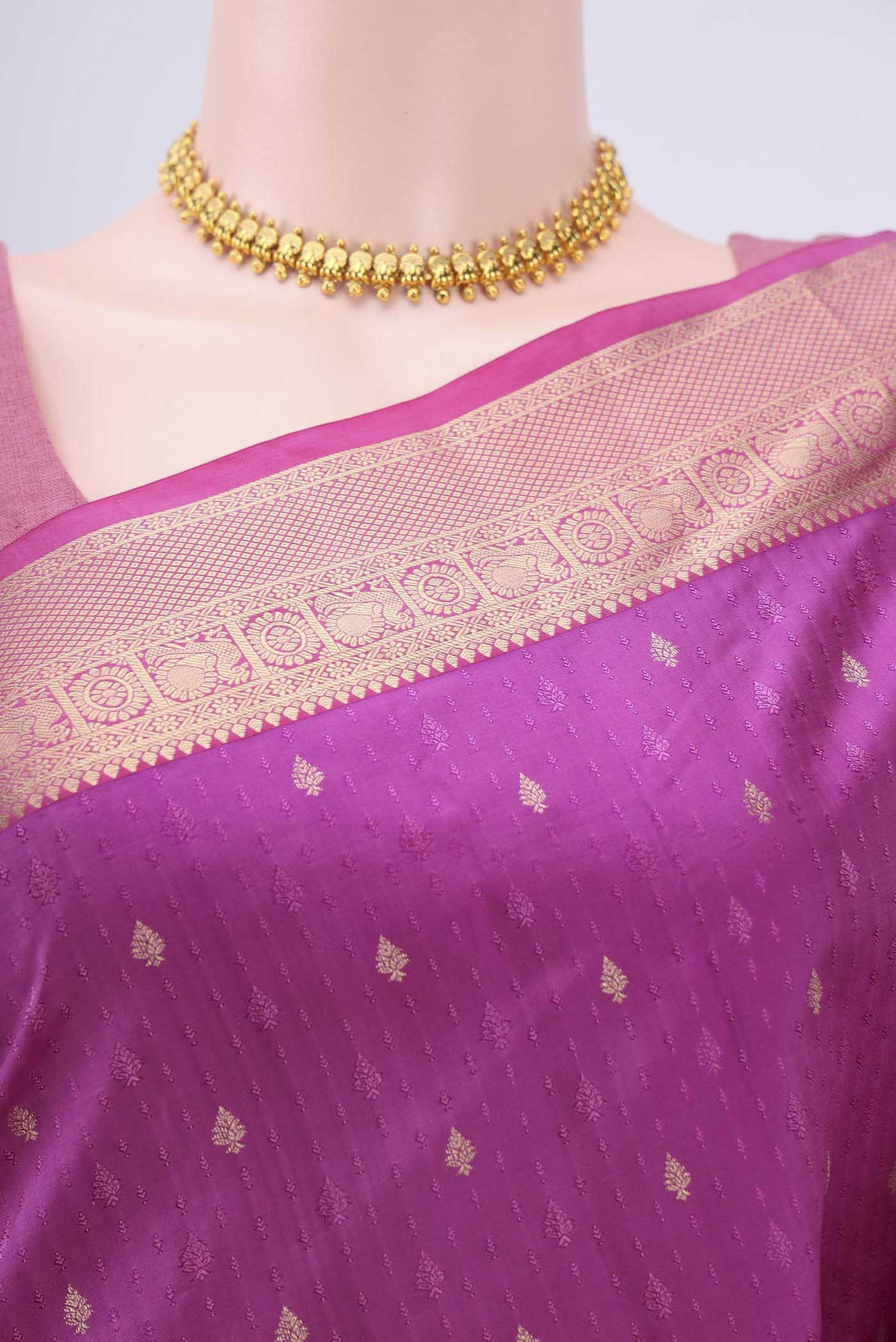 Magenta Soft Silk Saree - Image 2