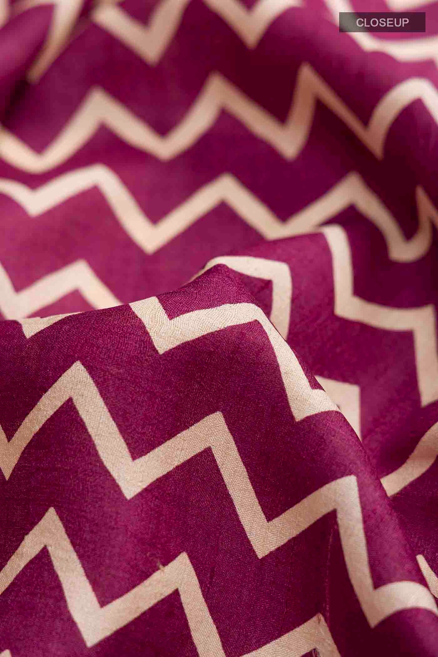 Magenta Tussar Silk Saree - Image 2