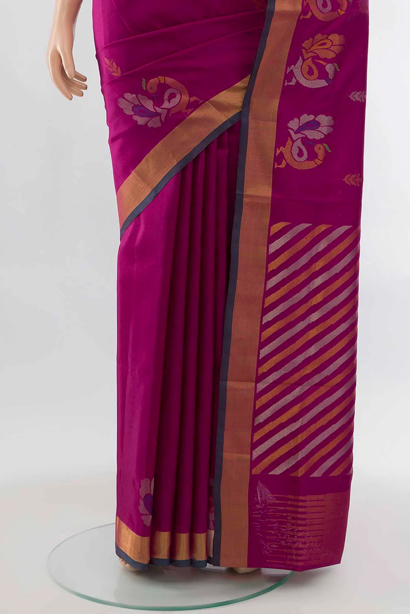 Magenta Uppada Silk Saree - Image 3