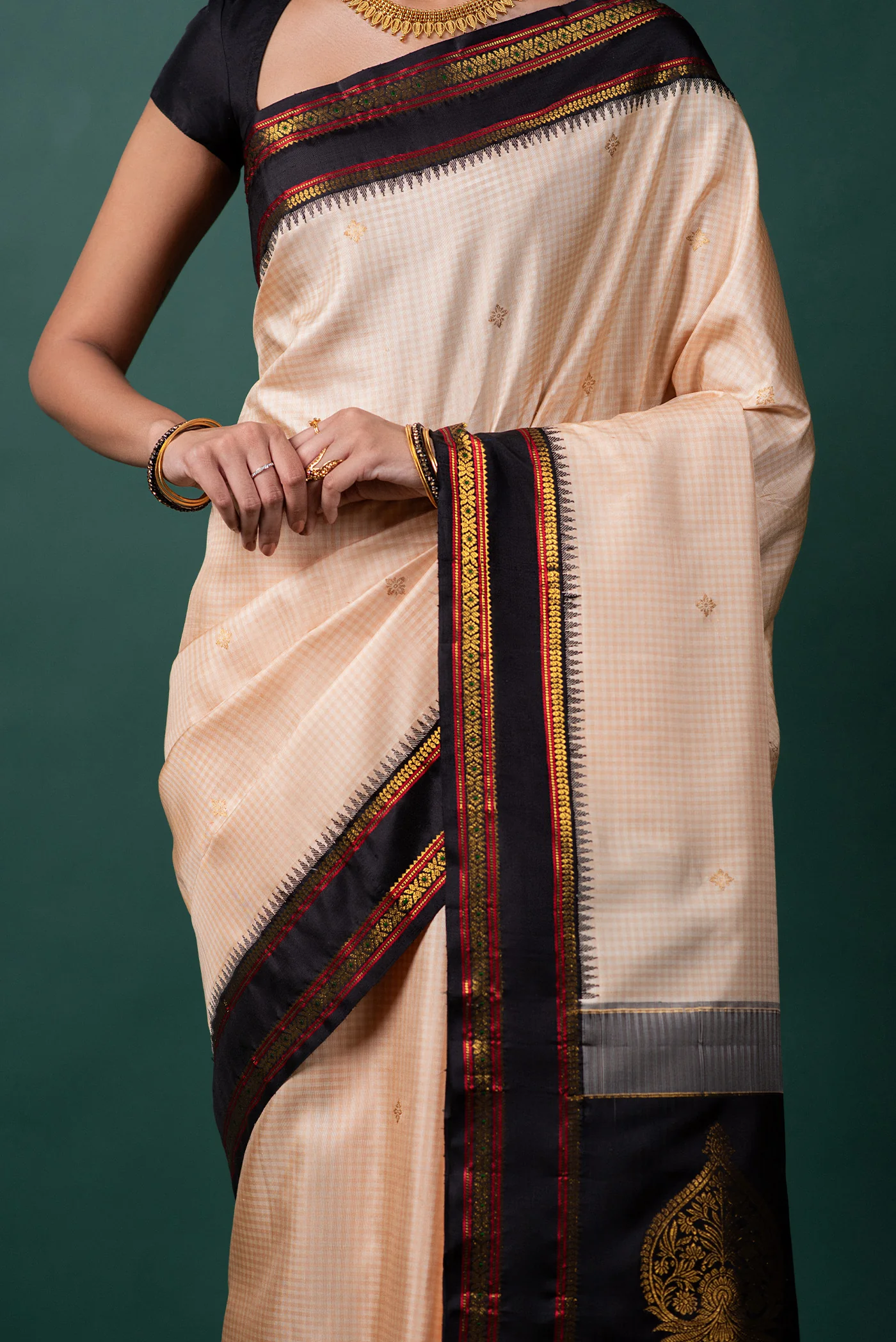 Malar - Cream Kanchipuram Silk Saree - Image 5