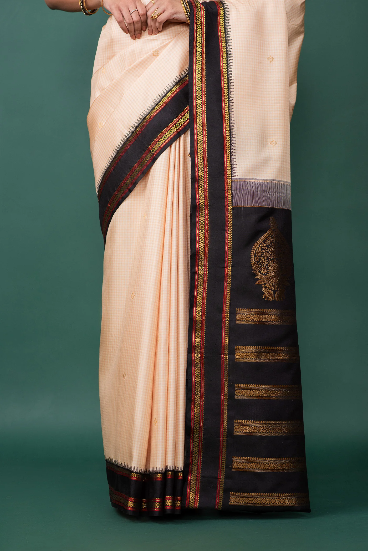 Malar - Cream Kanchipuram Silk Saree - Image 6
