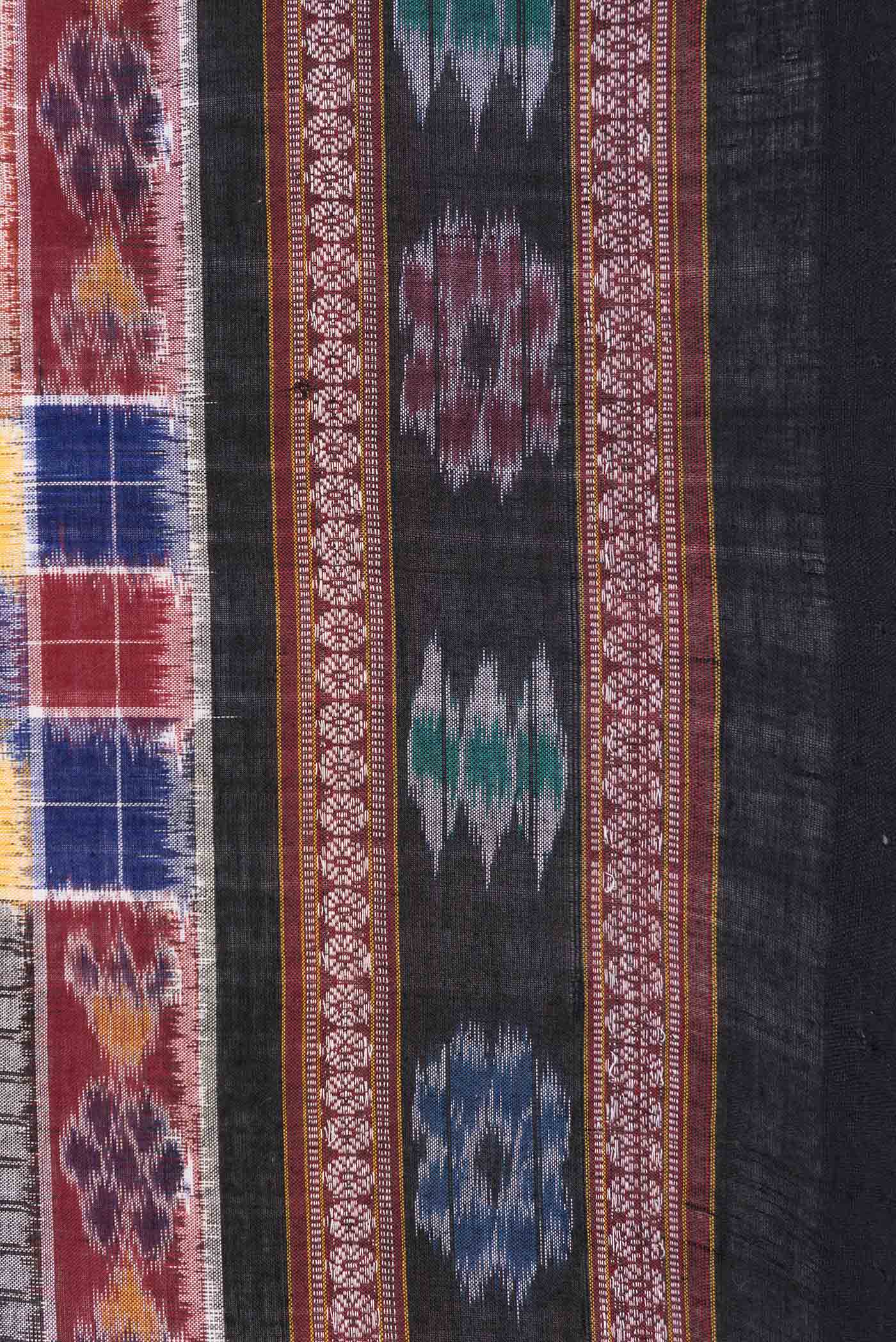 Maroon and Beige Color Double Ikat Saree - Image 3