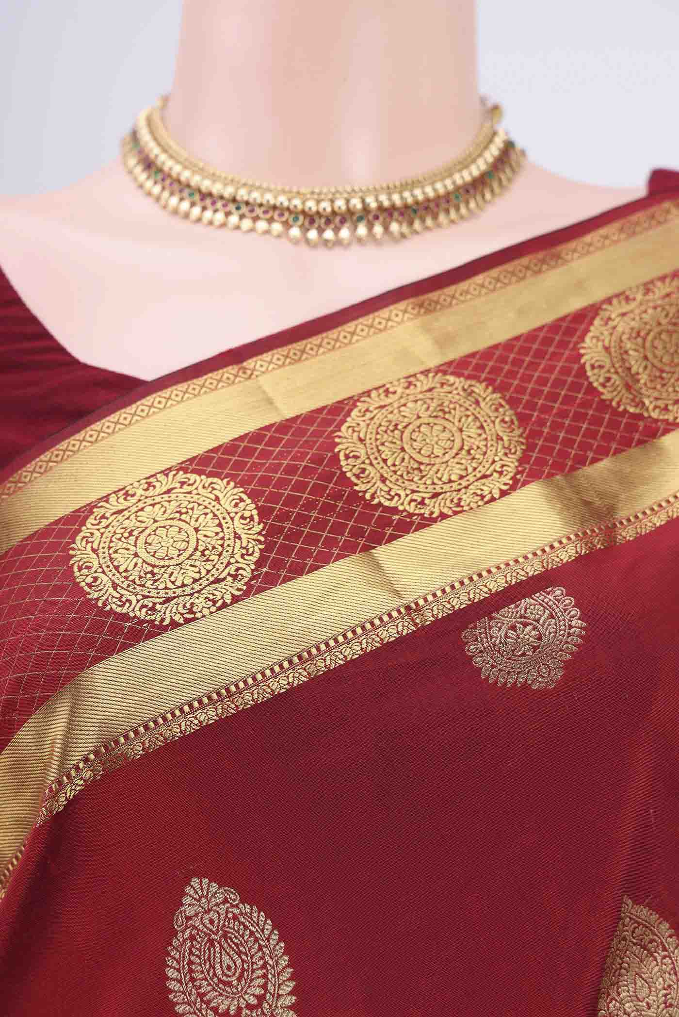 Maroon Blended Bangalore Silk Saree - Image 2