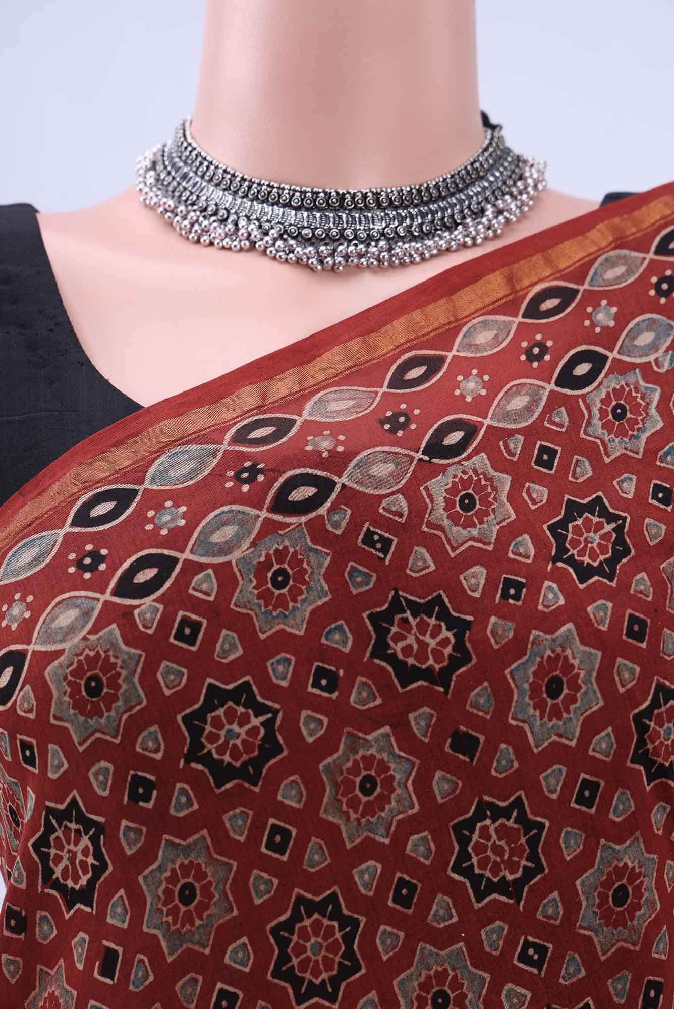 Maroon Chanderi Silk Cotton Saree - Image 3