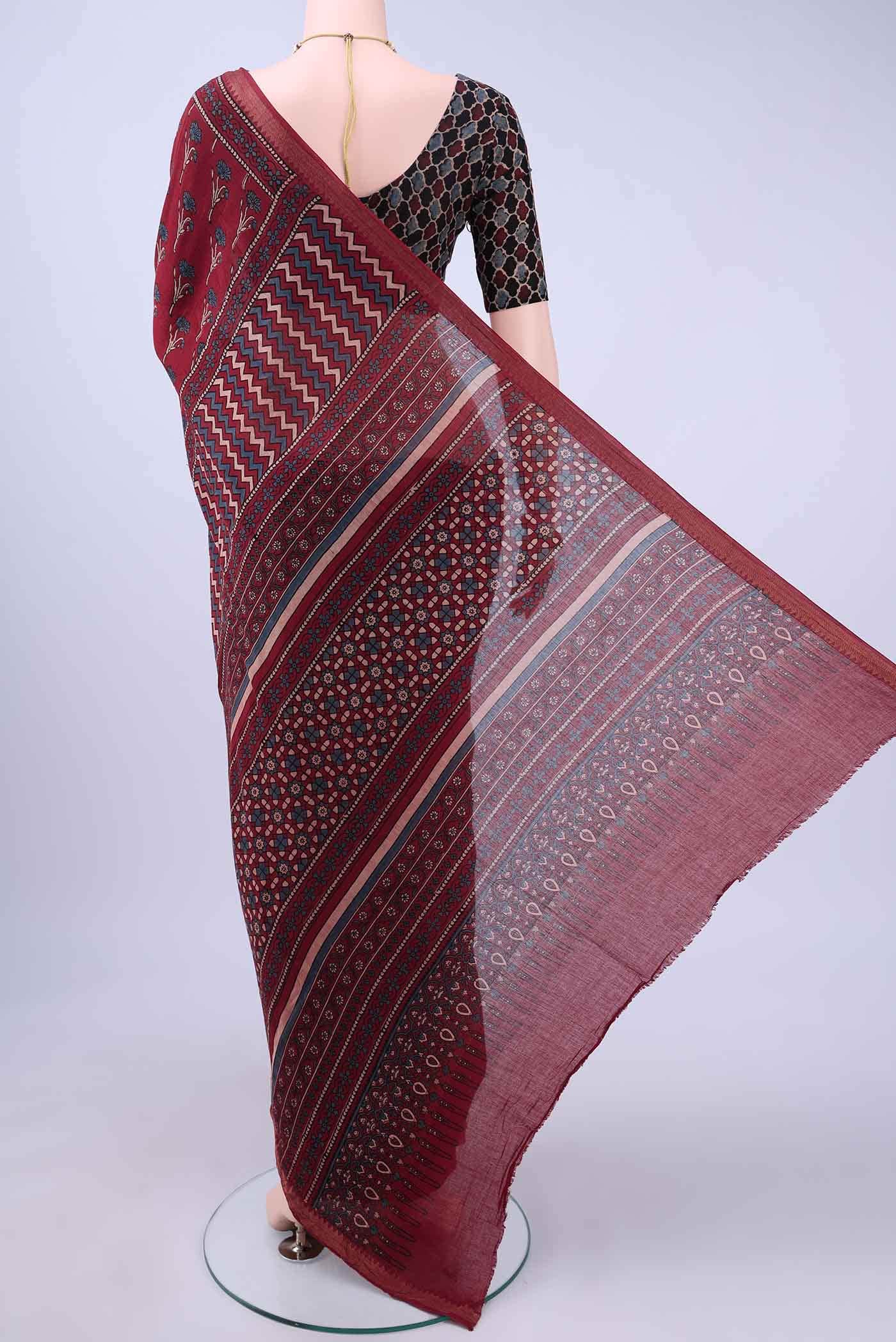 Maroon Cotton Saree - Image 2