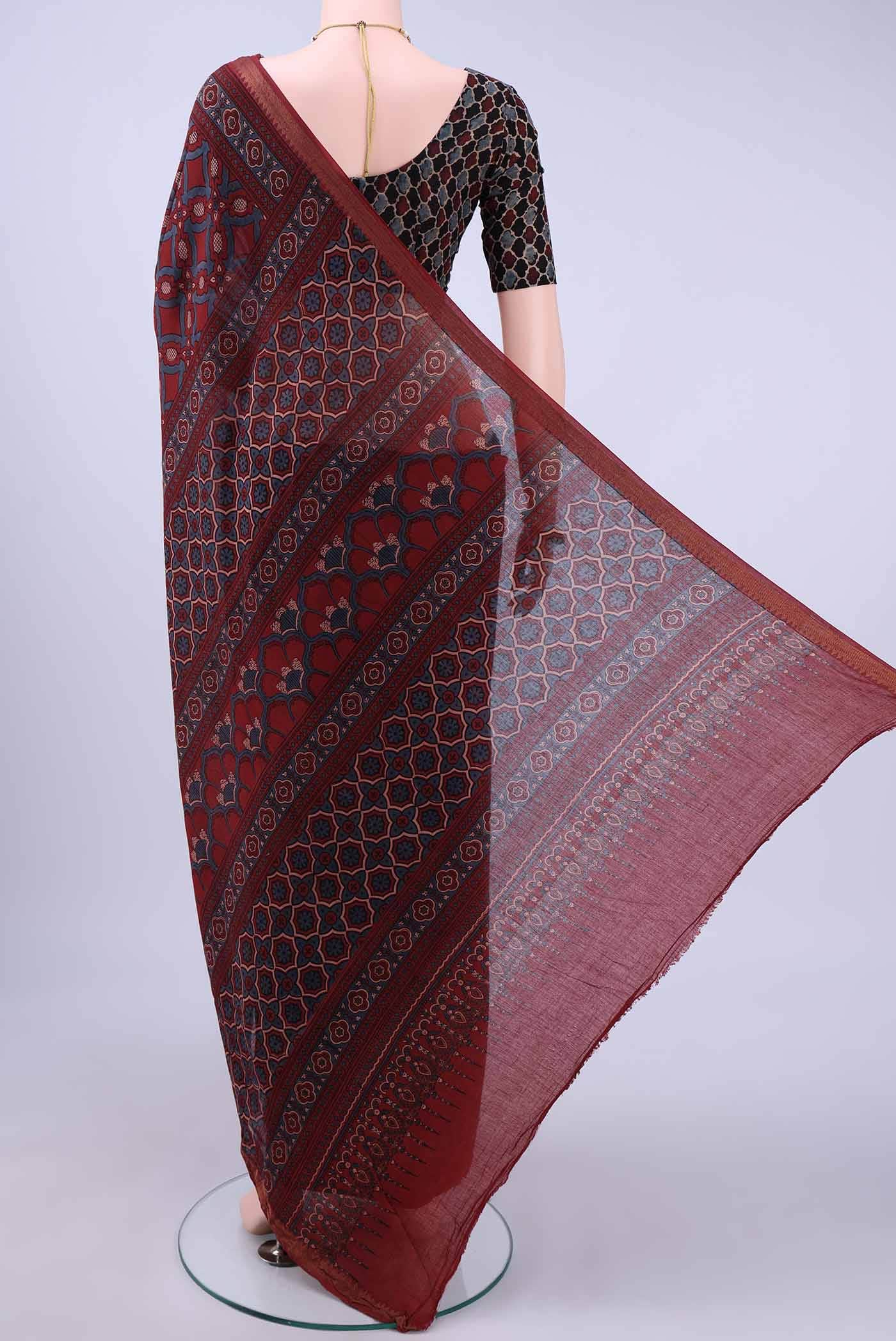Maroon Cotton Saree - Image 2