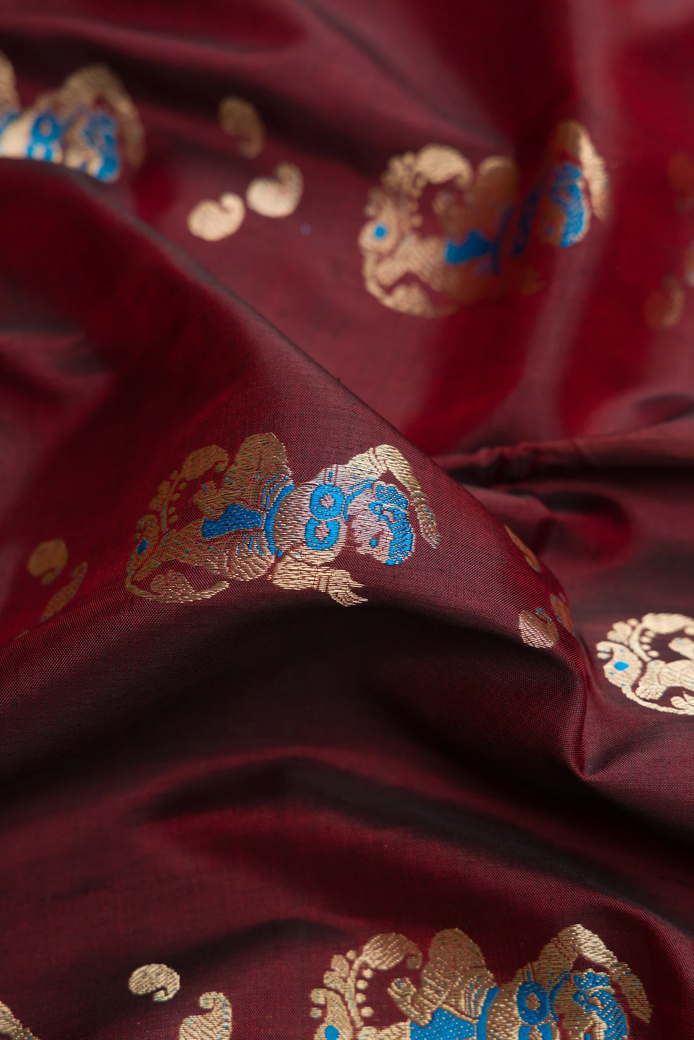 Coffee Brown Baluchari Silk Saree - Image 2