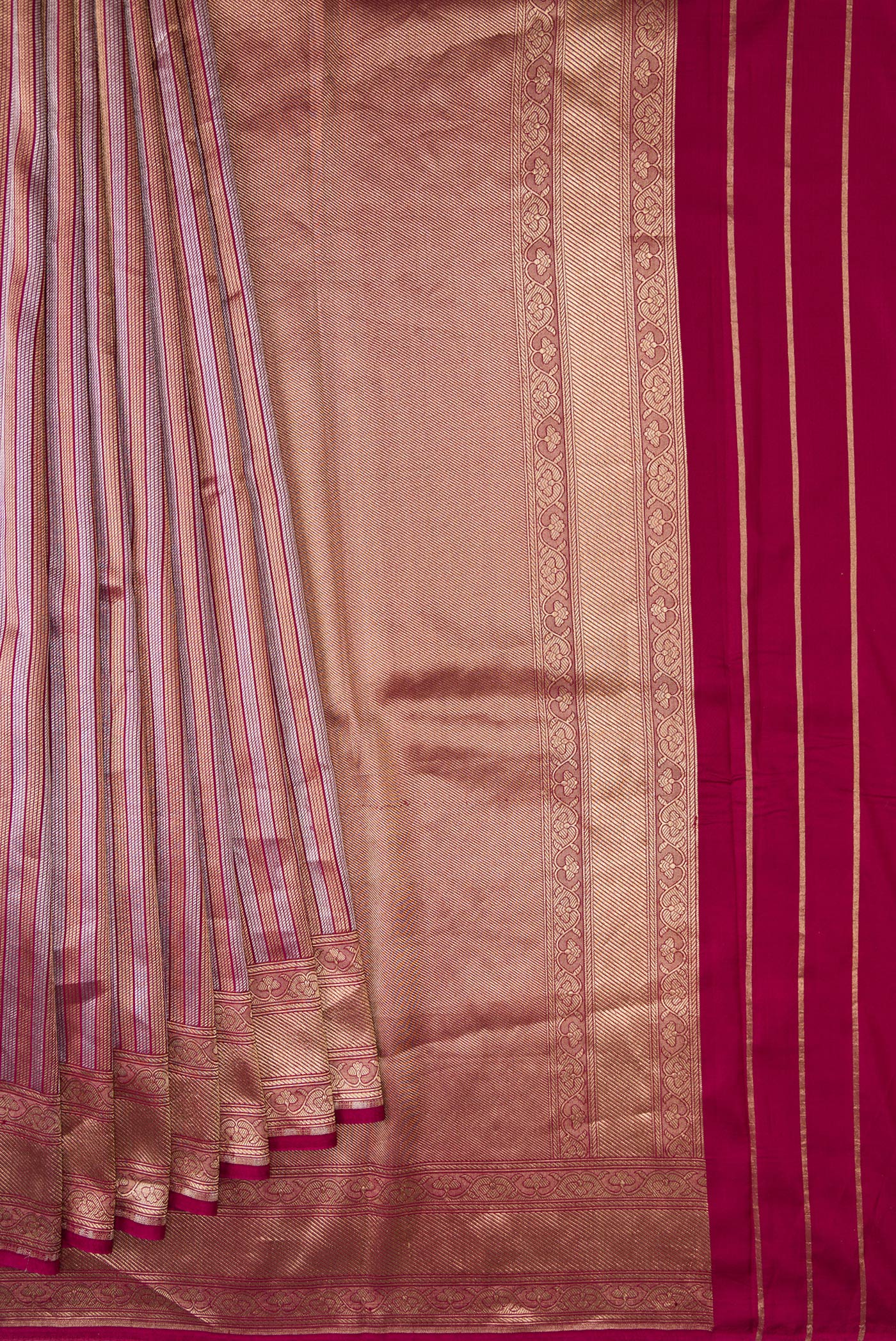 Maroon Banarasi Silk Saree - Image 4