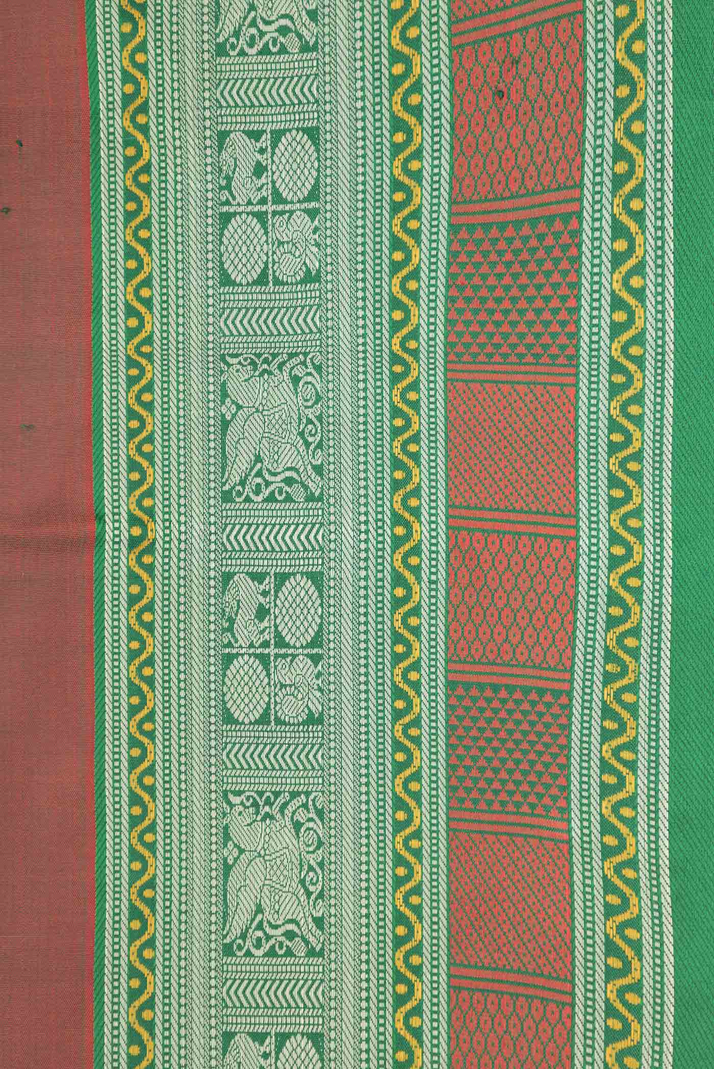 Maroon Dual Tone Kanjivaram Saree - Image 3
