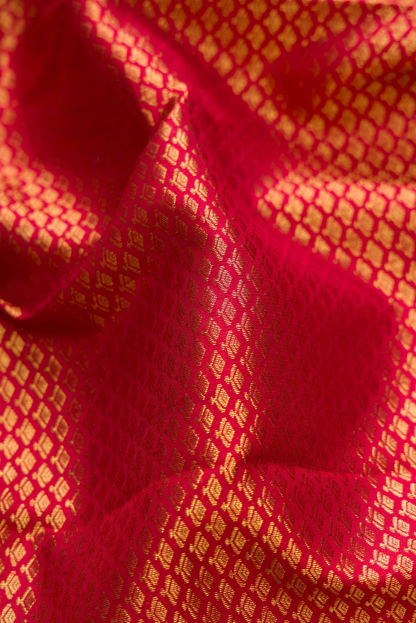 Red Kanchipuram Silk Saree - Image 2