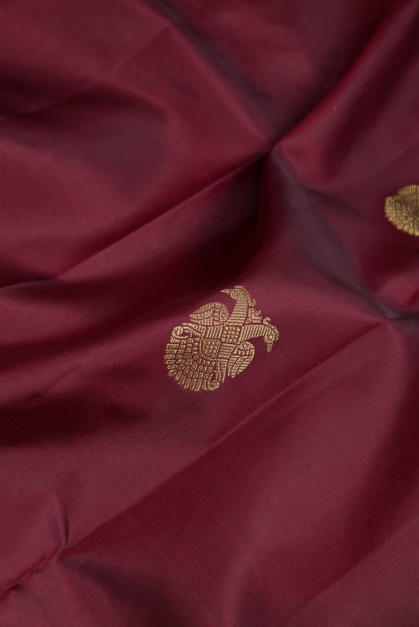Maroon Dual Tone Kanchipuram Silk Saree - Image 2