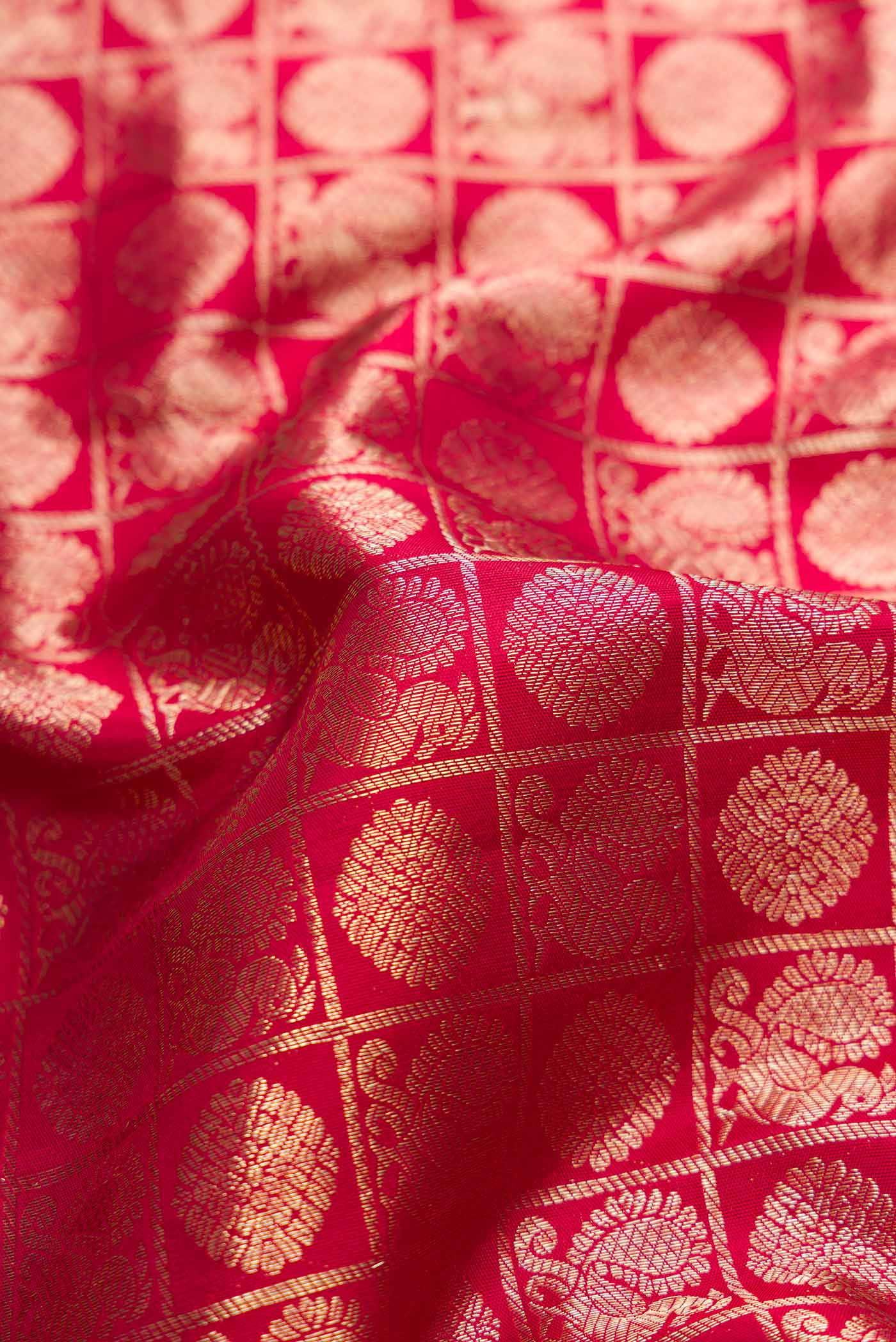 Imperial Red Kanchipuram Silk Saree - Image 2