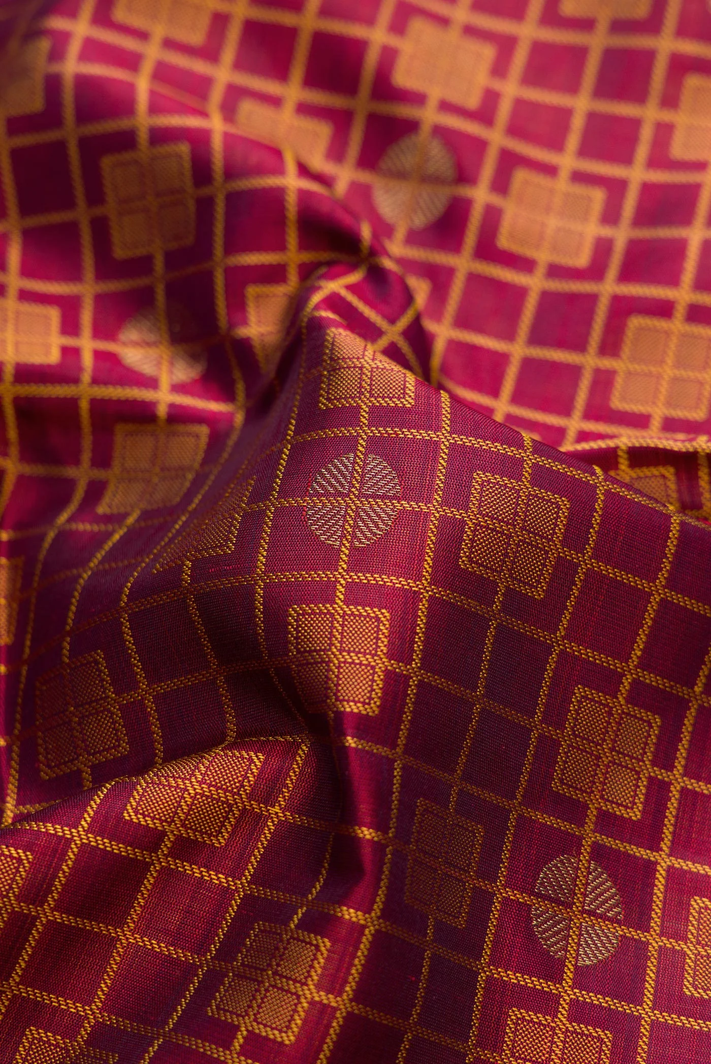 Pure Silk Pure Zari Maroon Kanchipuram Saree - Image 2