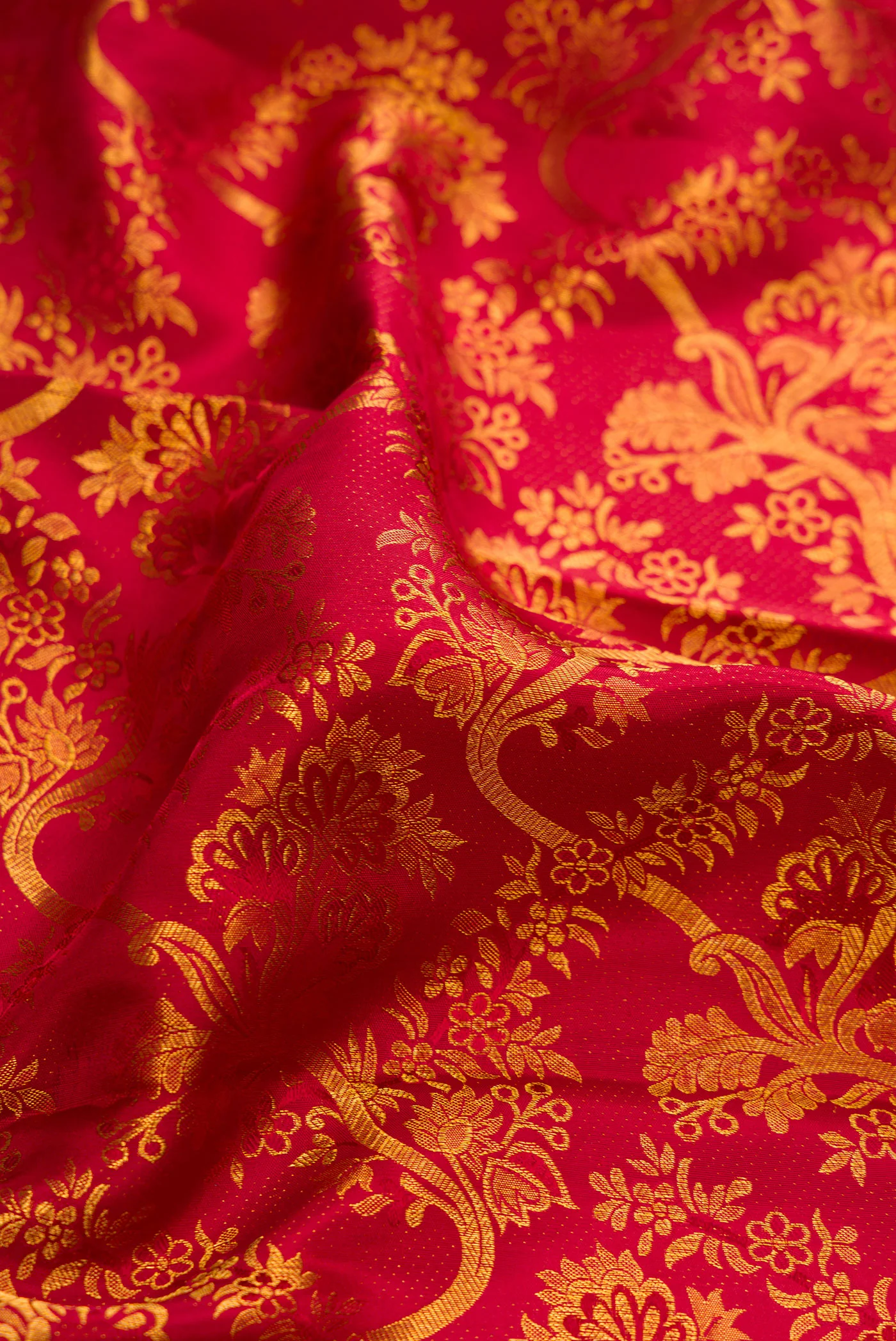 Red Kanchipuram Silk Saree - Image 2