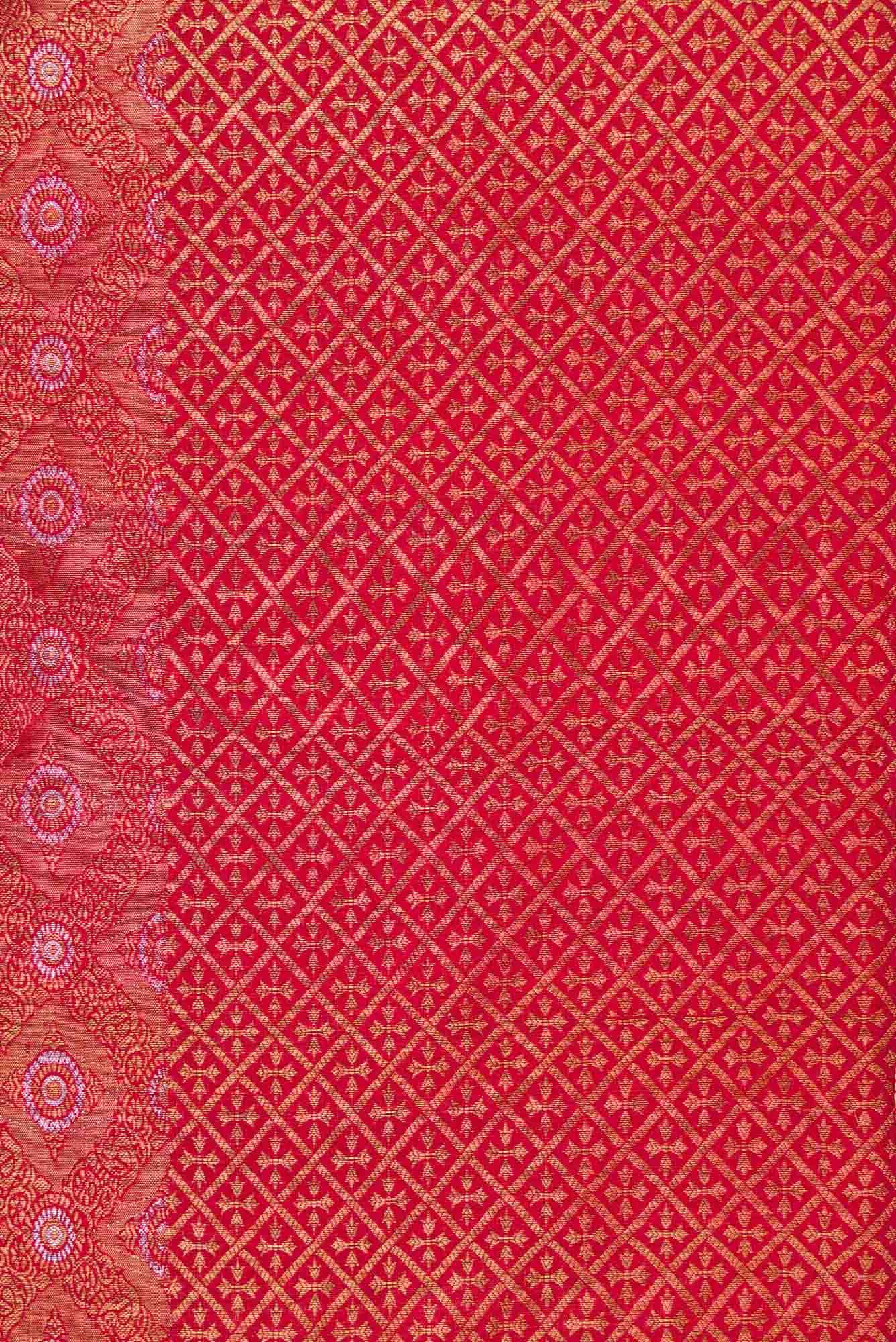 Pure Silk Pure Zari Red Dual Tone Kanjivaram Saree - Image 5