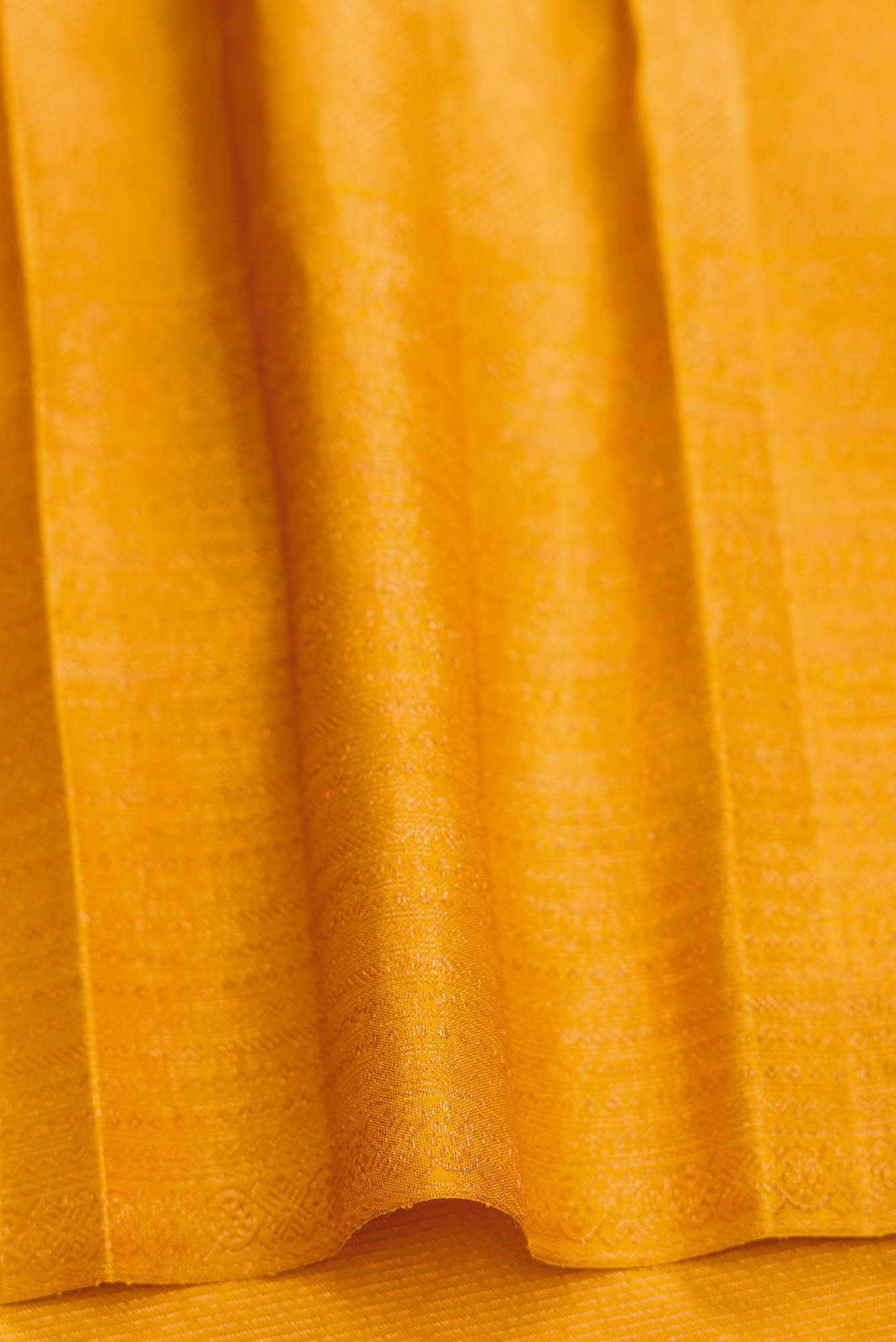 Maroon Dual Tone Kanchipuram Silk Saree - Image 6