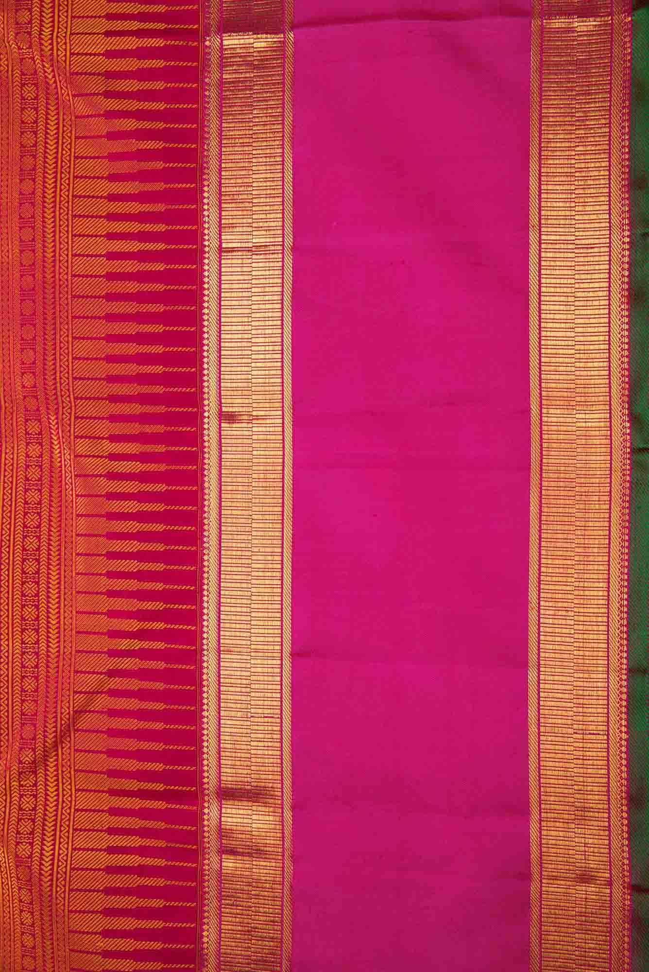 Pure Silk Pure Zari Maroon Dual Tone Kanchipuram Saree - Image 5