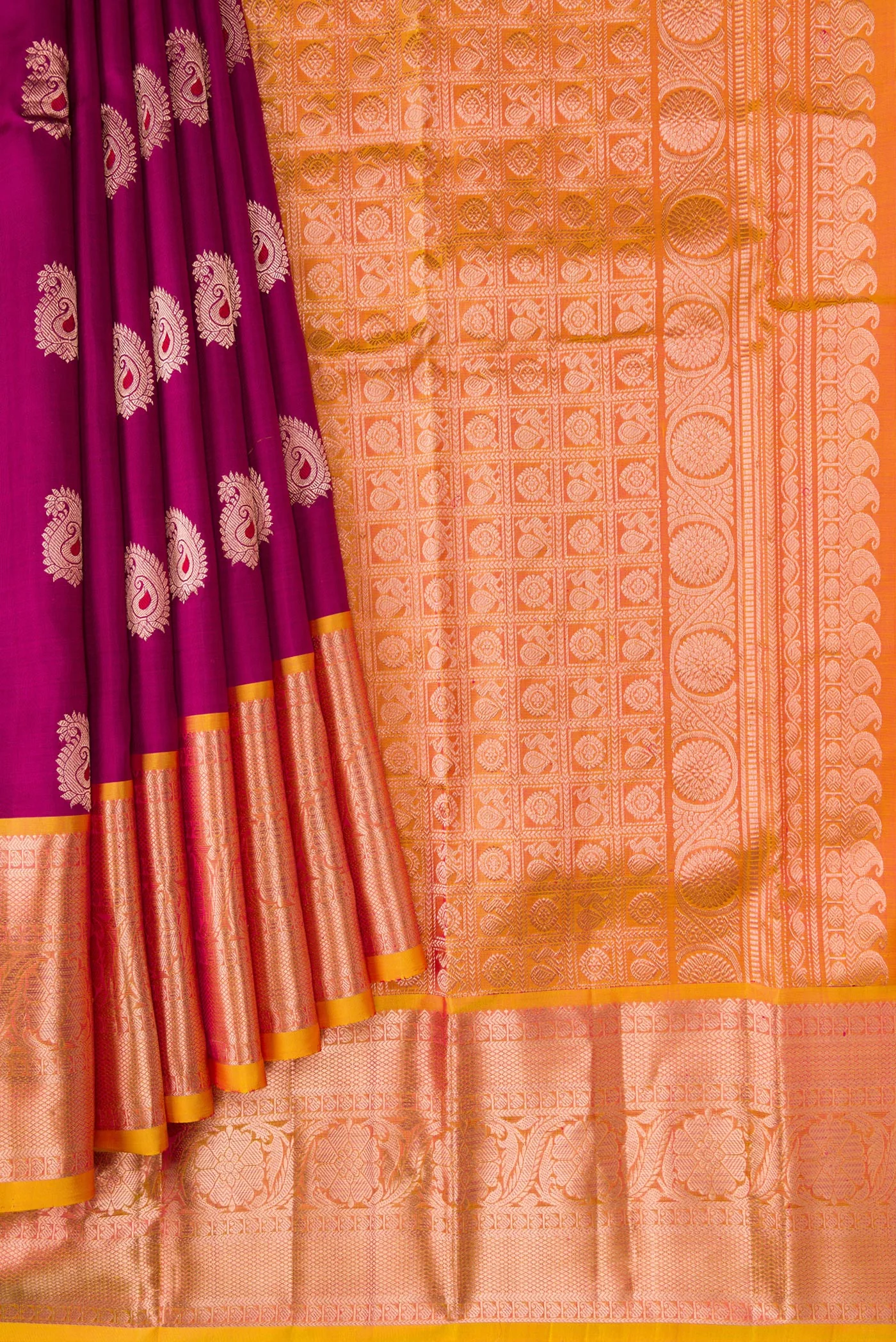 Magenta Kanjivaram Silk Saree - Image 4