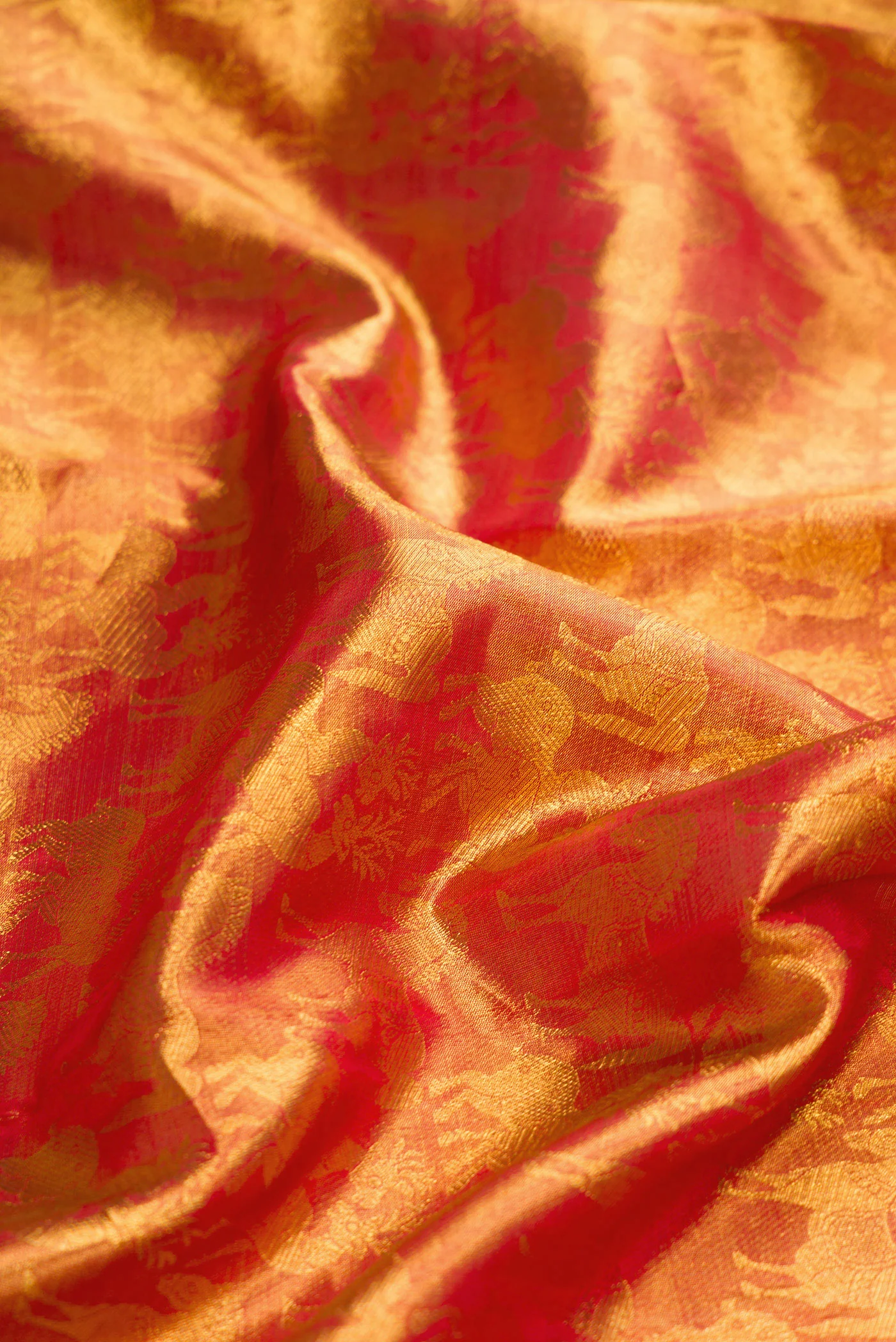 Gold with maroon Color Kanjivaram Tissue Silk Saree - Image 2