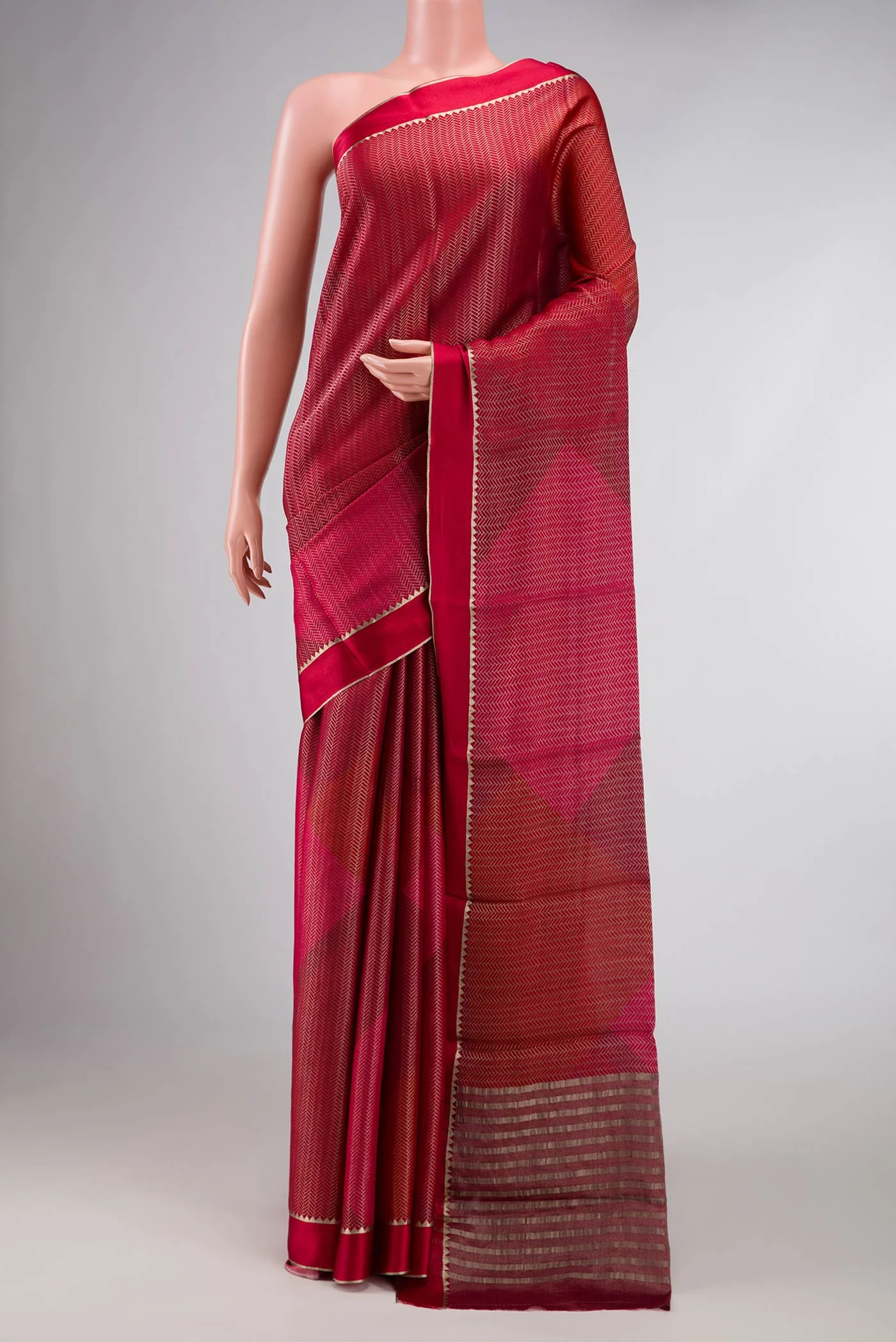 Pink ,Magenta and Red Color Mysore Crepe Saree