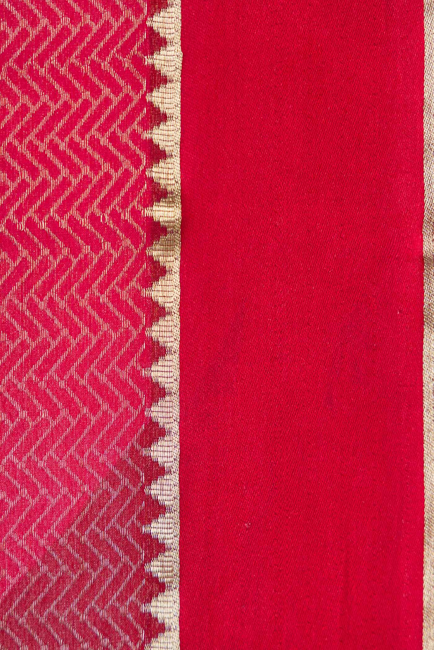 Pink ,Magenta and Red Color Mysore Crepe Saree - Image 3