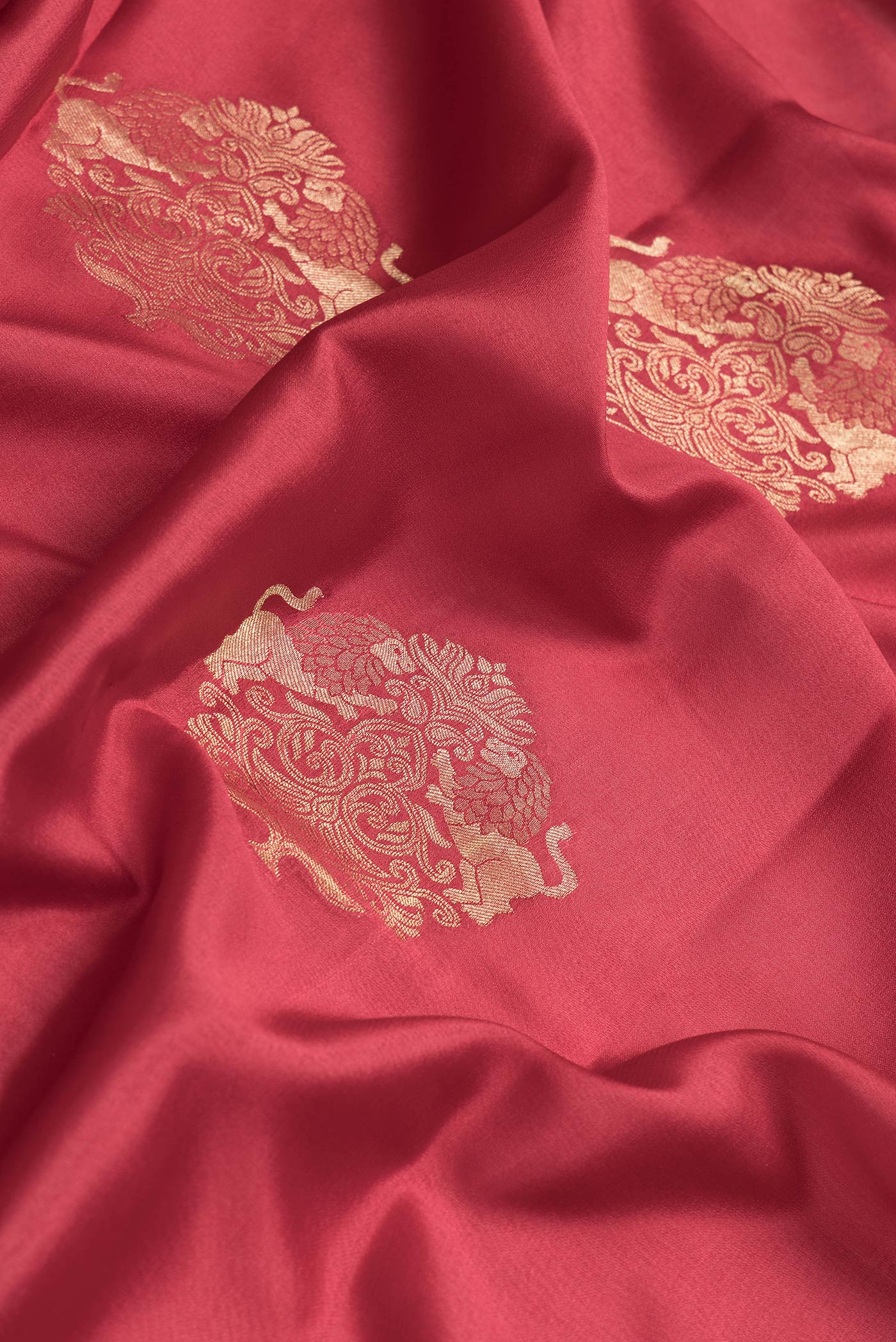 Maroon Mysore Crepe Saree - Image 2