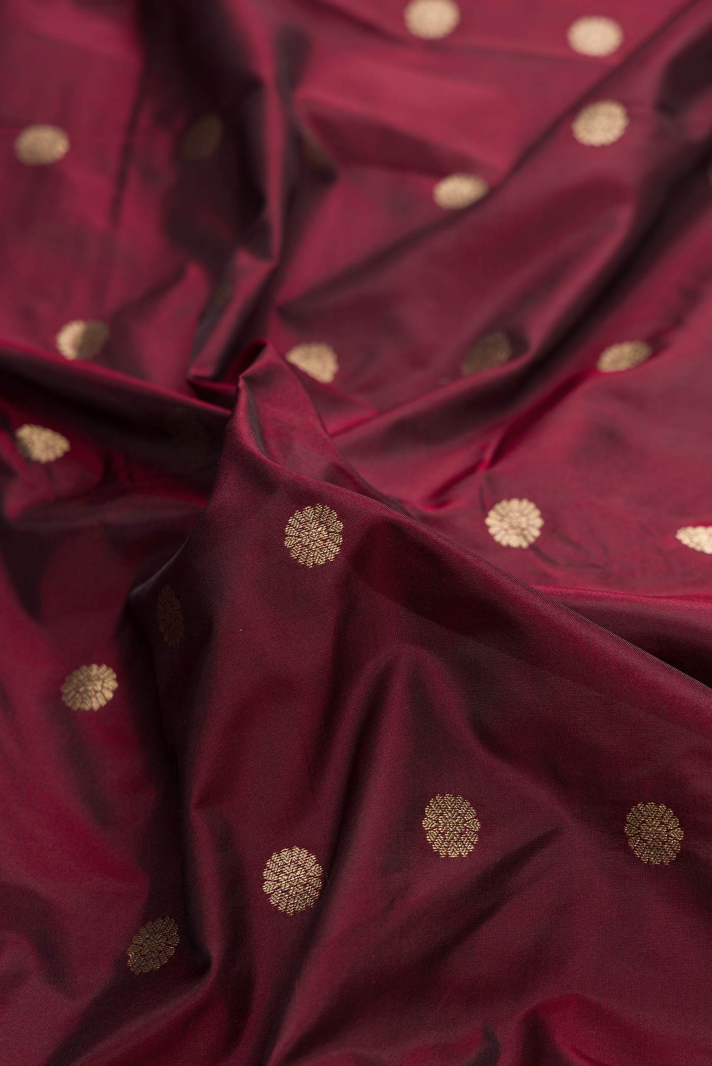 Maroon Dual Tone Paithani Silk Saree - Image 2