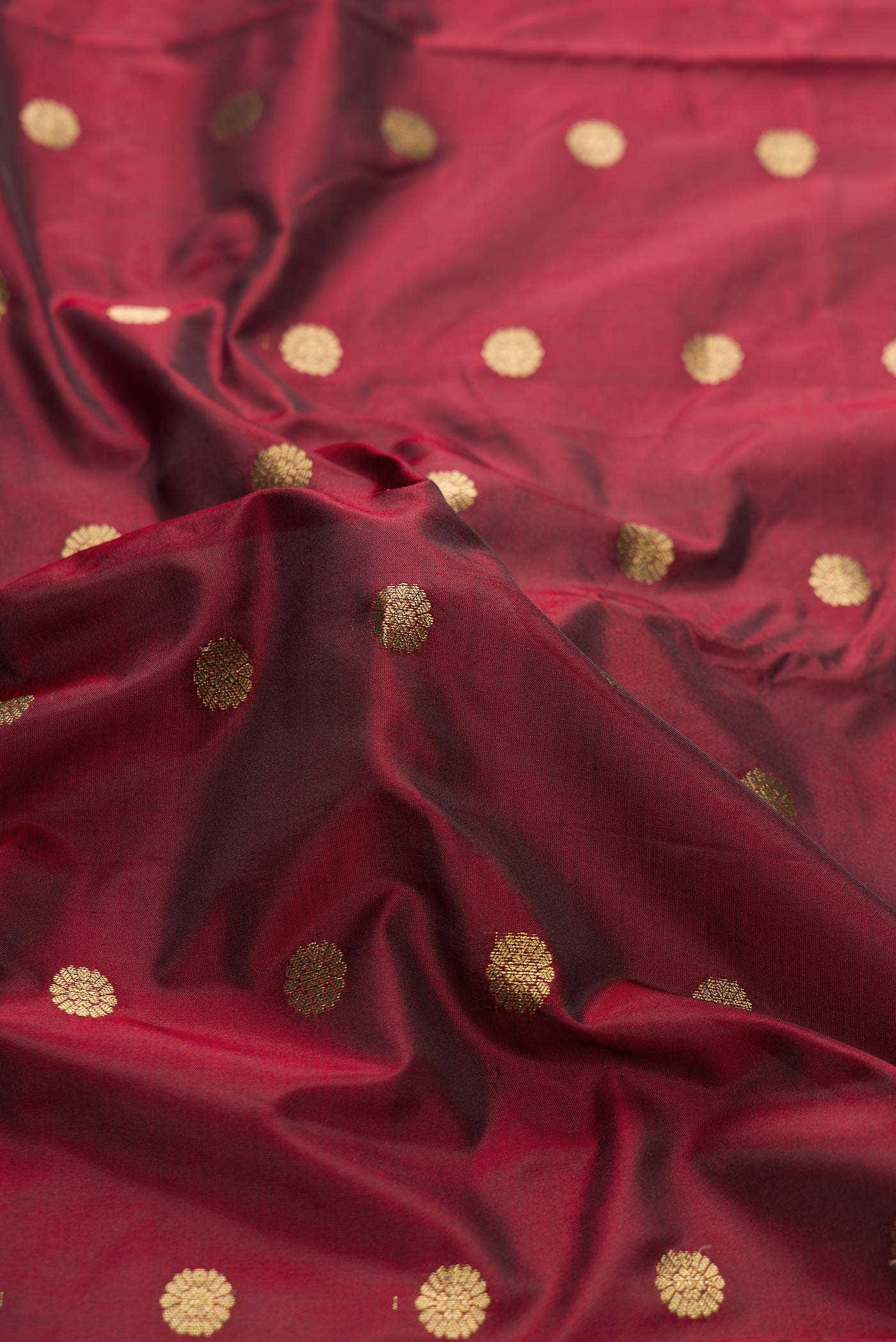 Maroon Dual Tone Paithani Silk Saree - Image 2
