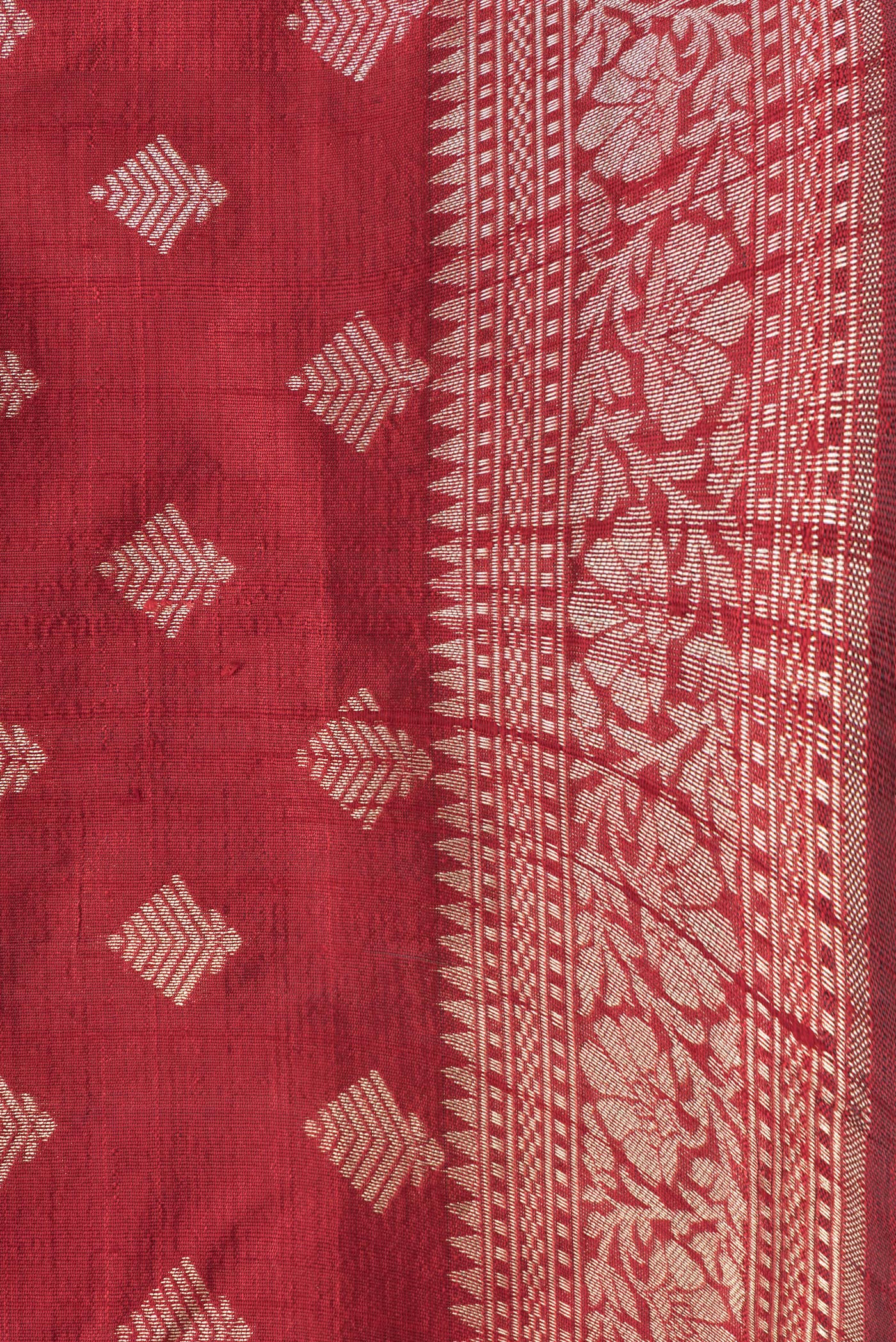 Maroon Banarasi Raw Silk Saree - Image 3
