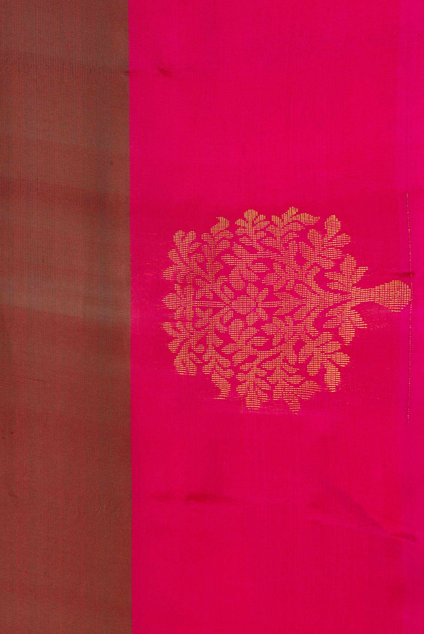 Maroon Soft Silk Saree - Image 3