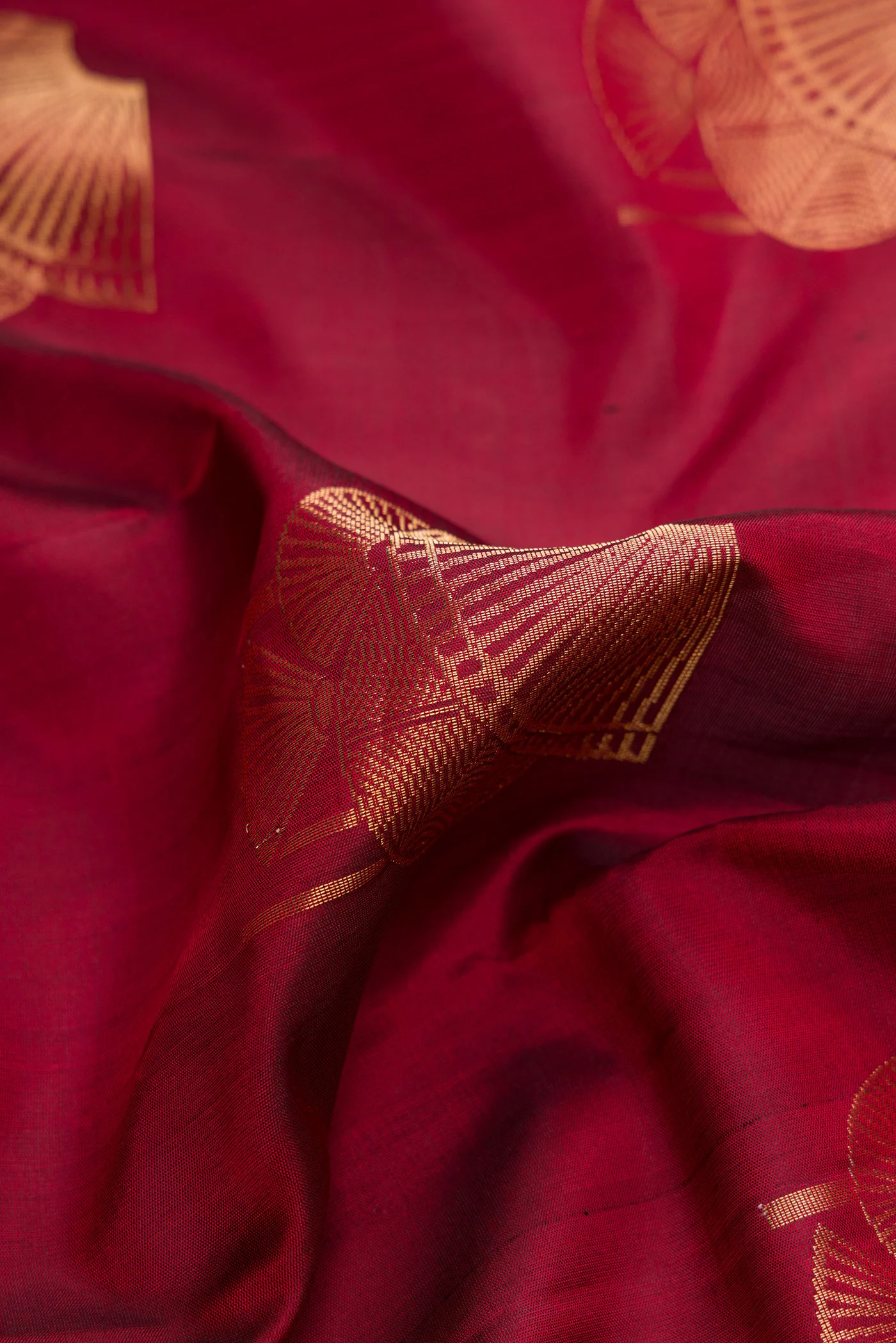 Maroon Soft Silk Saree - Image 2