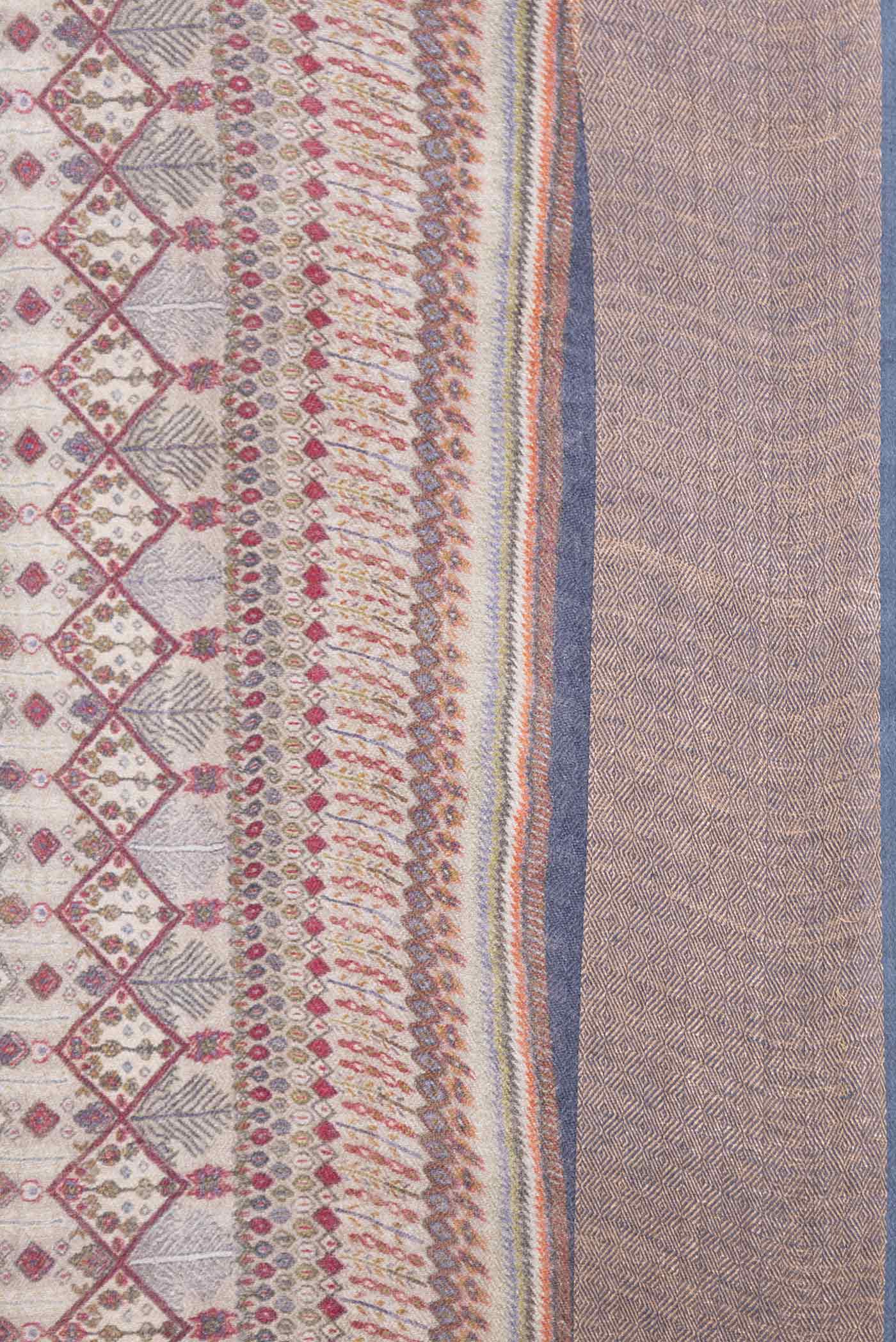 Grey Tussar Silk Saree - Image 3