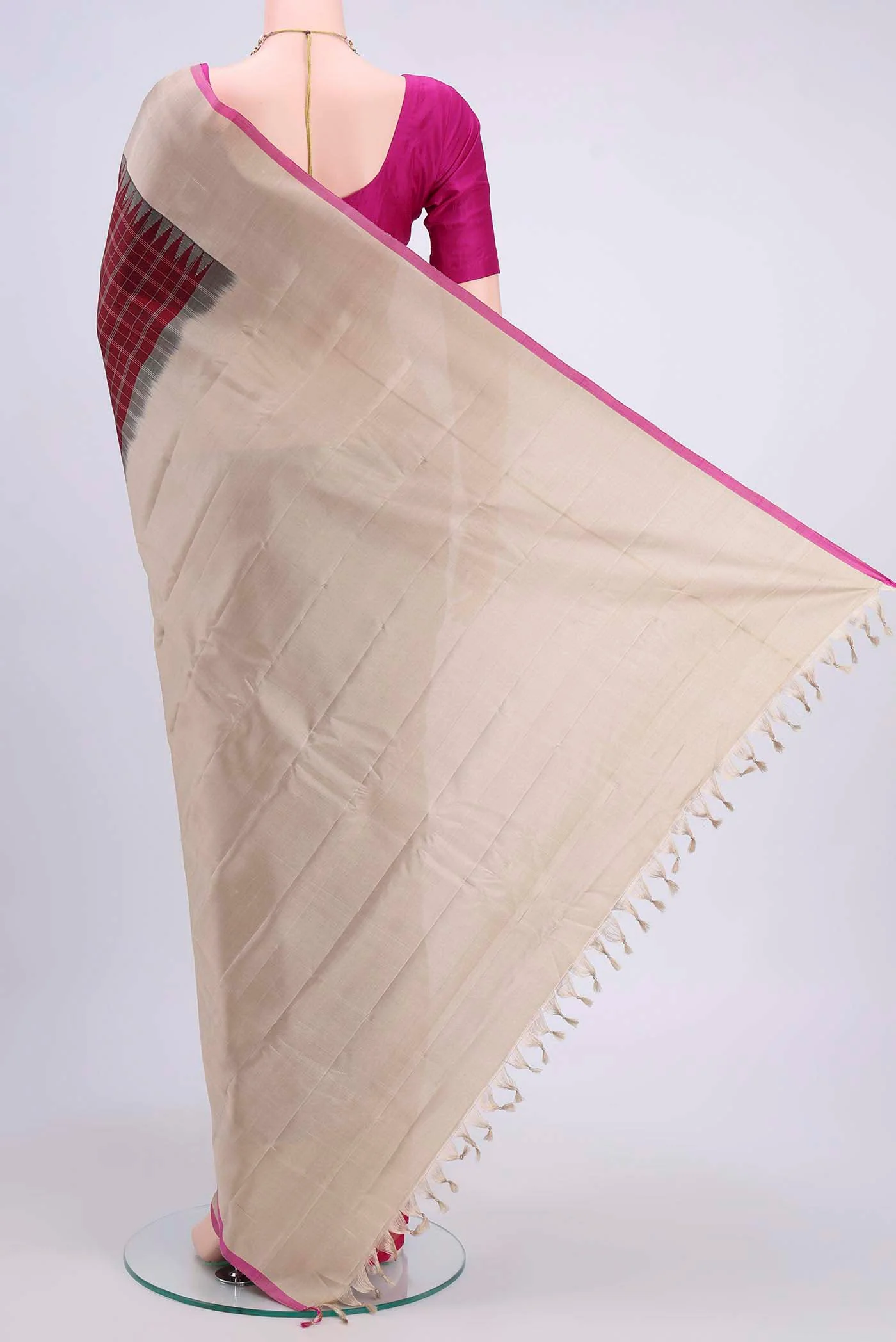 Maroon Gadwal Silk Saree - Image 3