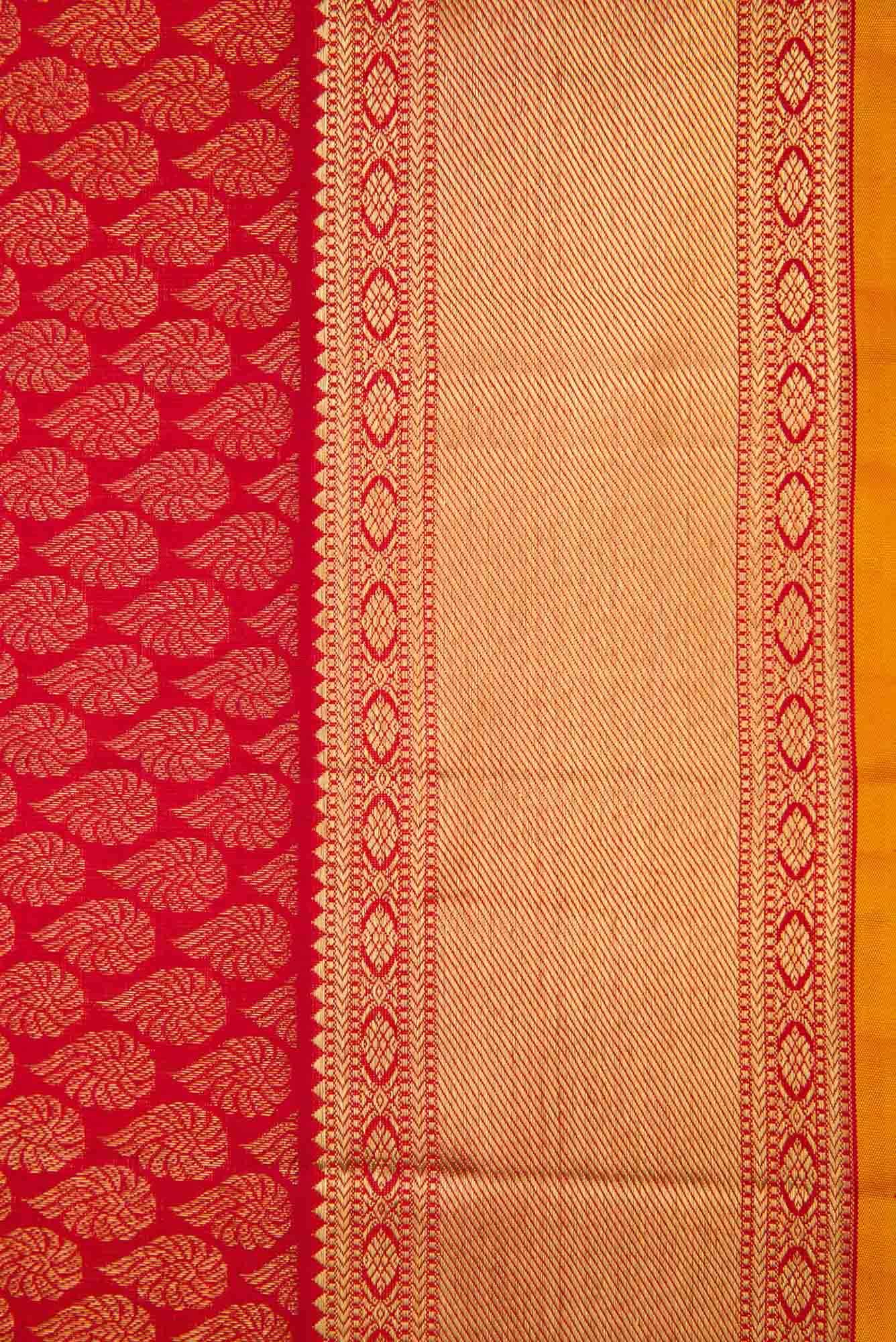 Pure Silk Pure Zari Maroon Dual Tone Kanjivaram Saree - Image 5