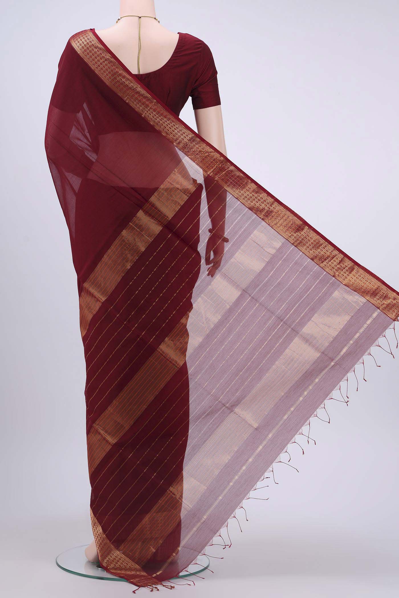 Maroon Maheshwari Silk Cotton Saree - Image 3