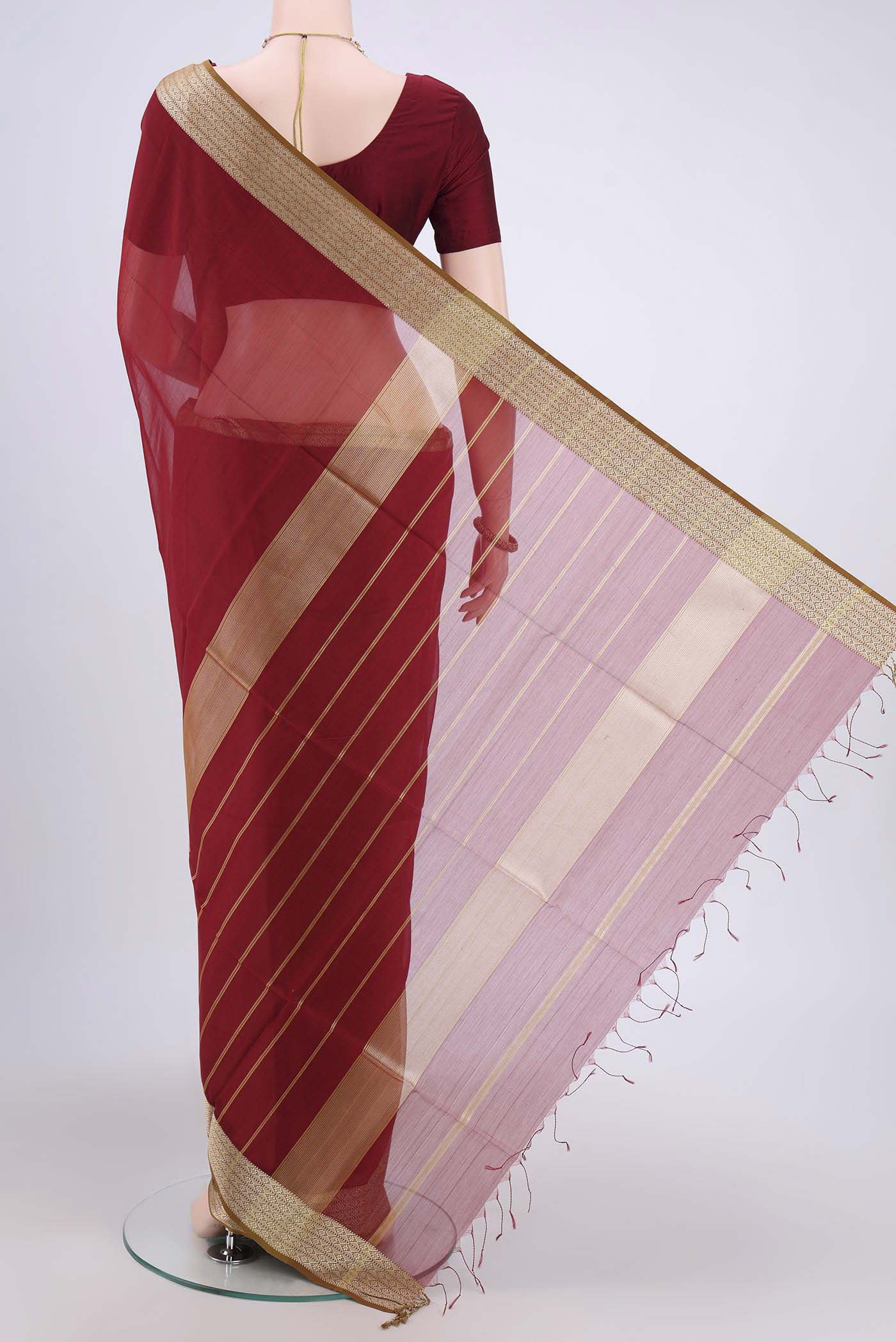 Maroon Maheshwari Silk Cotton Saree - Image 3