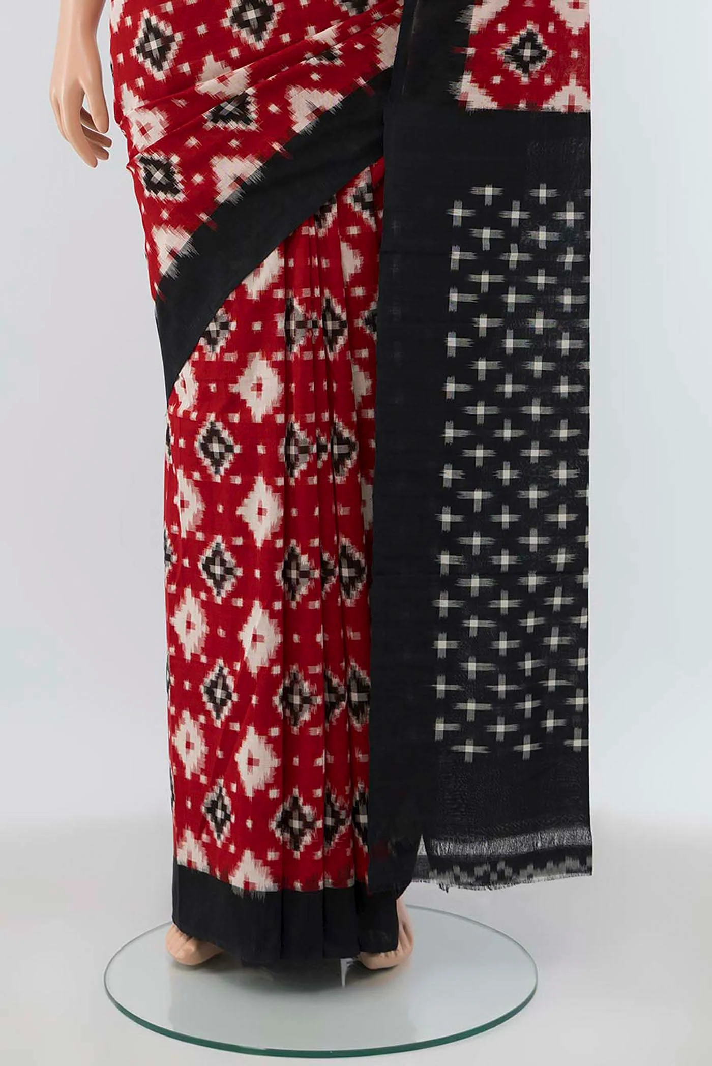 Maroon Pochampally Cotton Saree - Image 3