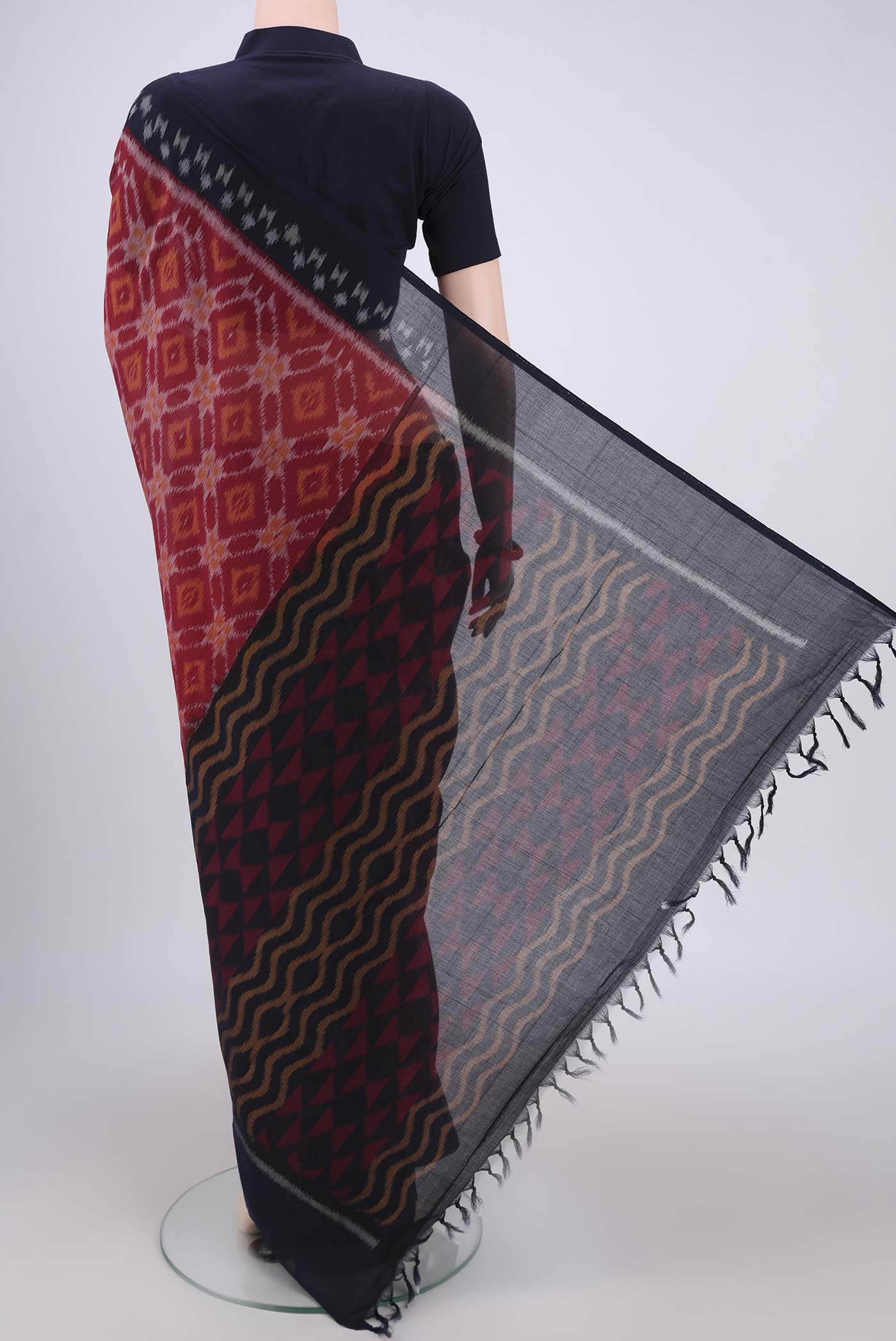 Maroon Pochampally Cotton Saree - Image 3