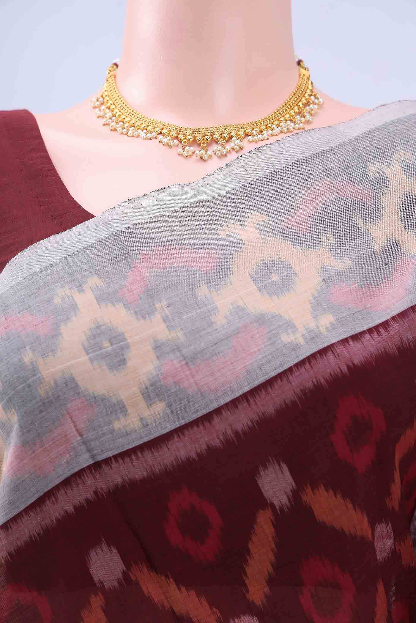 Maroon Pochampally Cotton Saree - Image 3