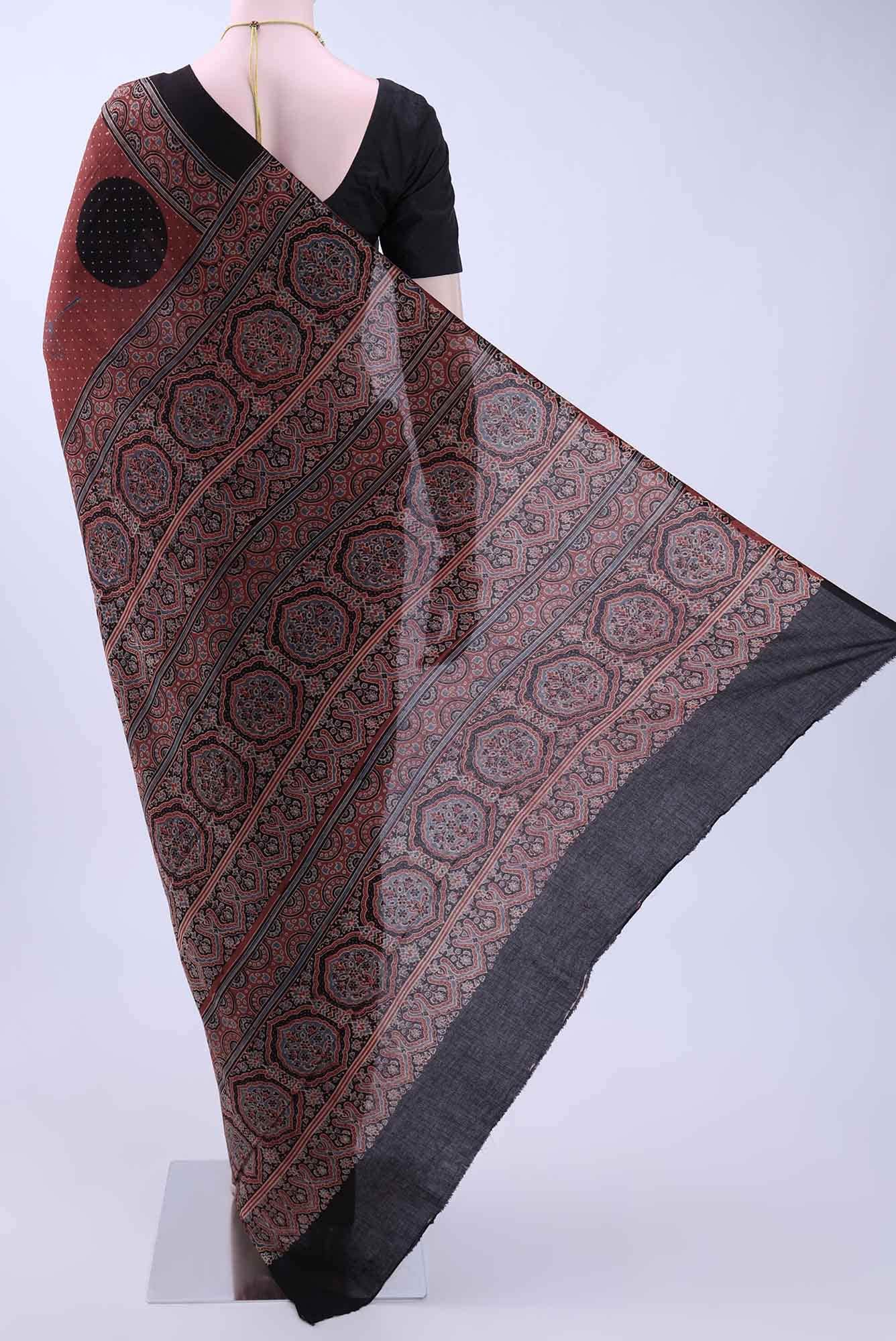 Maroon Printed Cotton Saree - Image 2