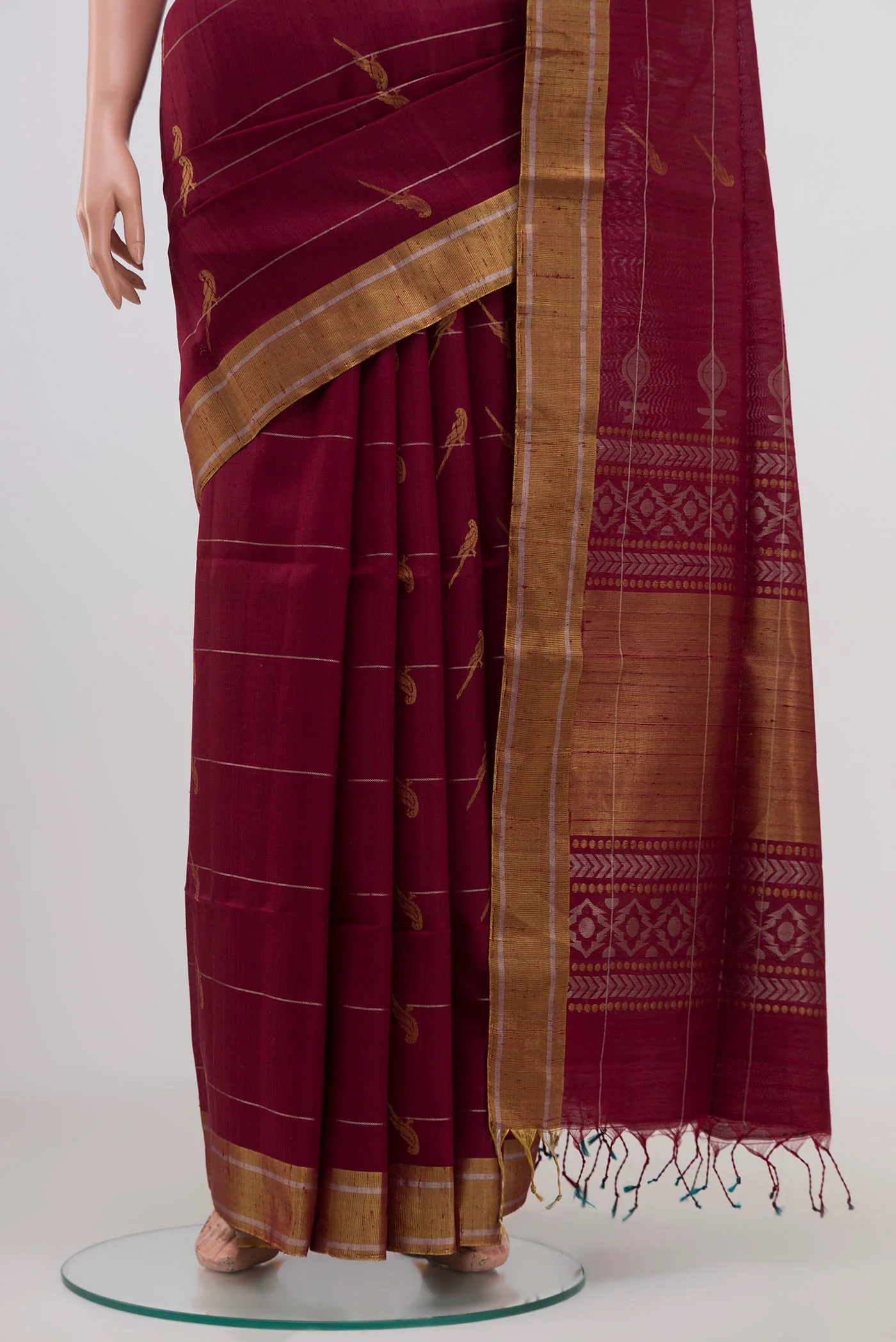 Maroon Soft Silk Saree - Image 3