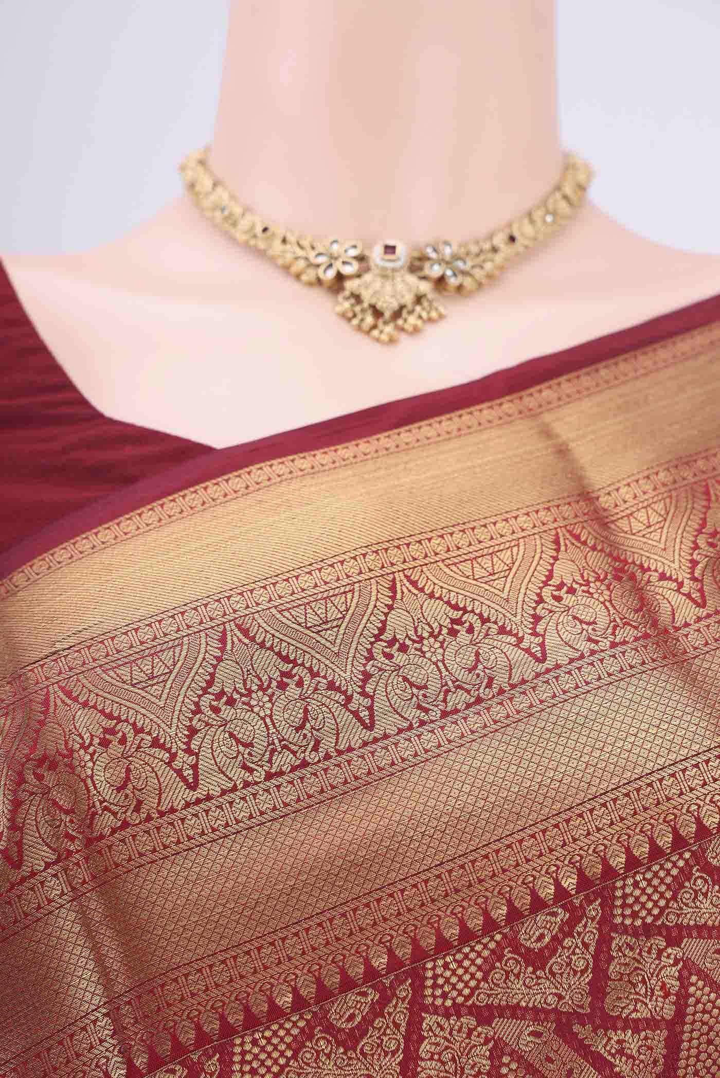 Maroon Bangalore Silk Saree - Image 2