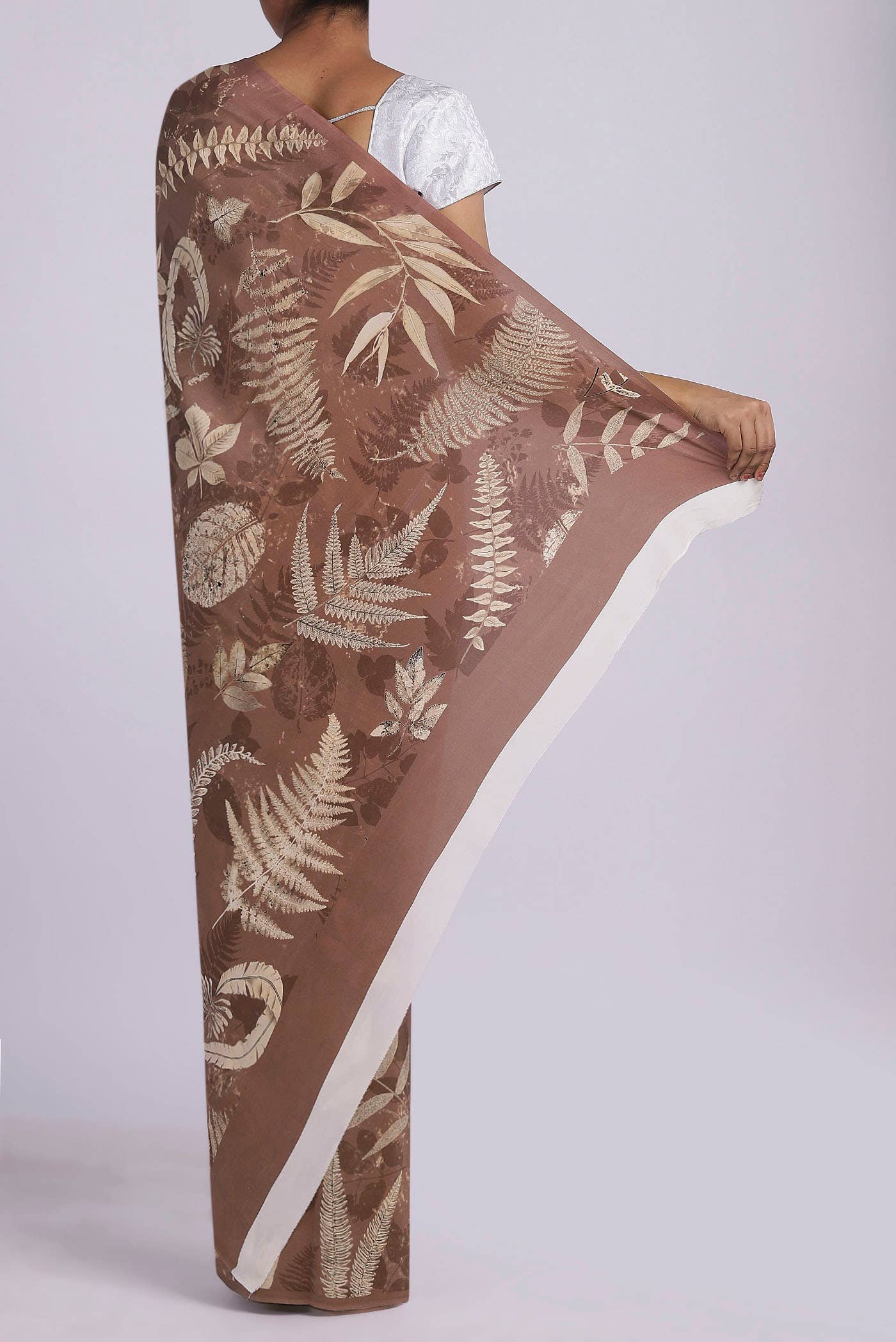 Mauve Crepe Saree - Image 2