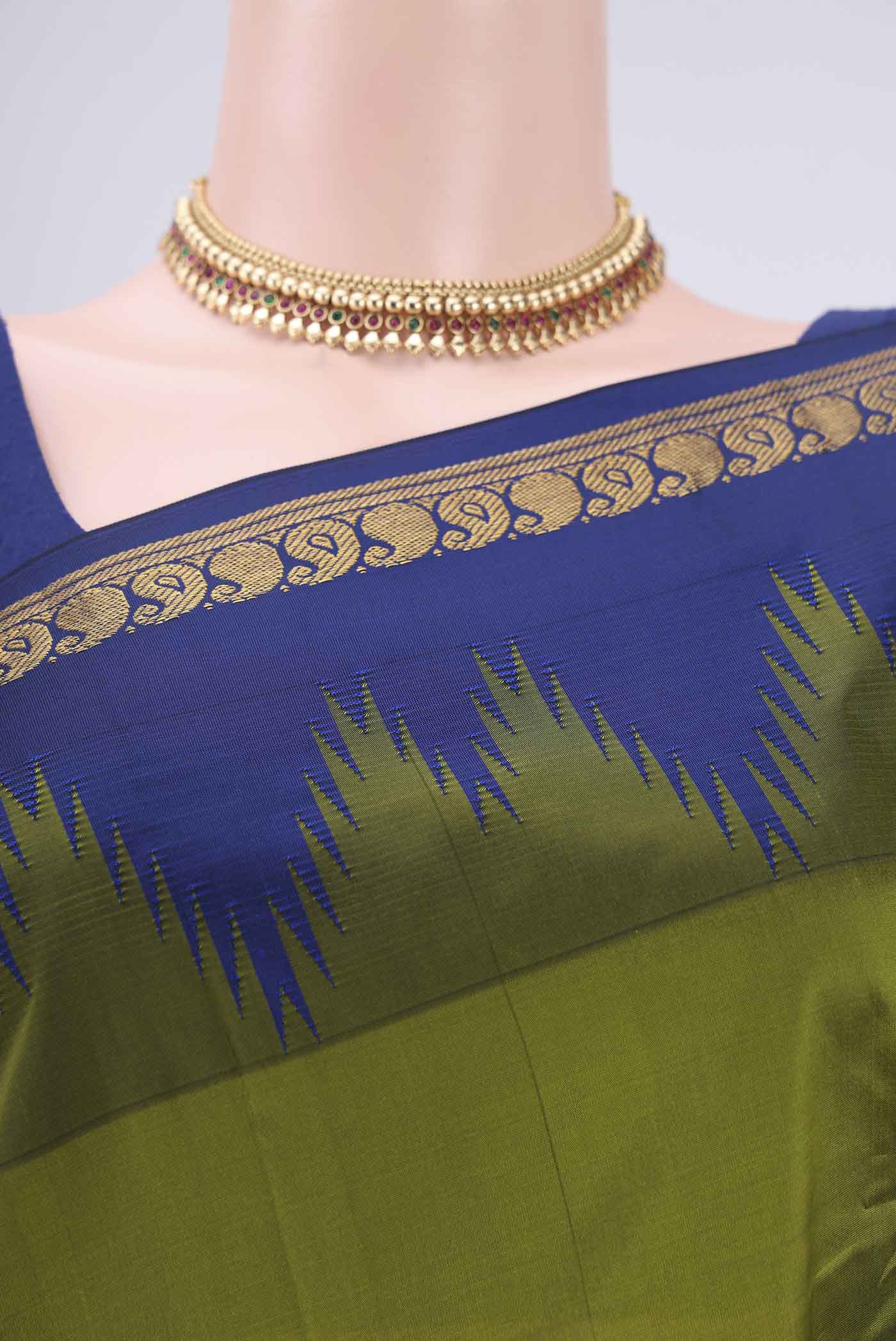 Mehandi Green Blended Bangalore Silk Saree - Image 2