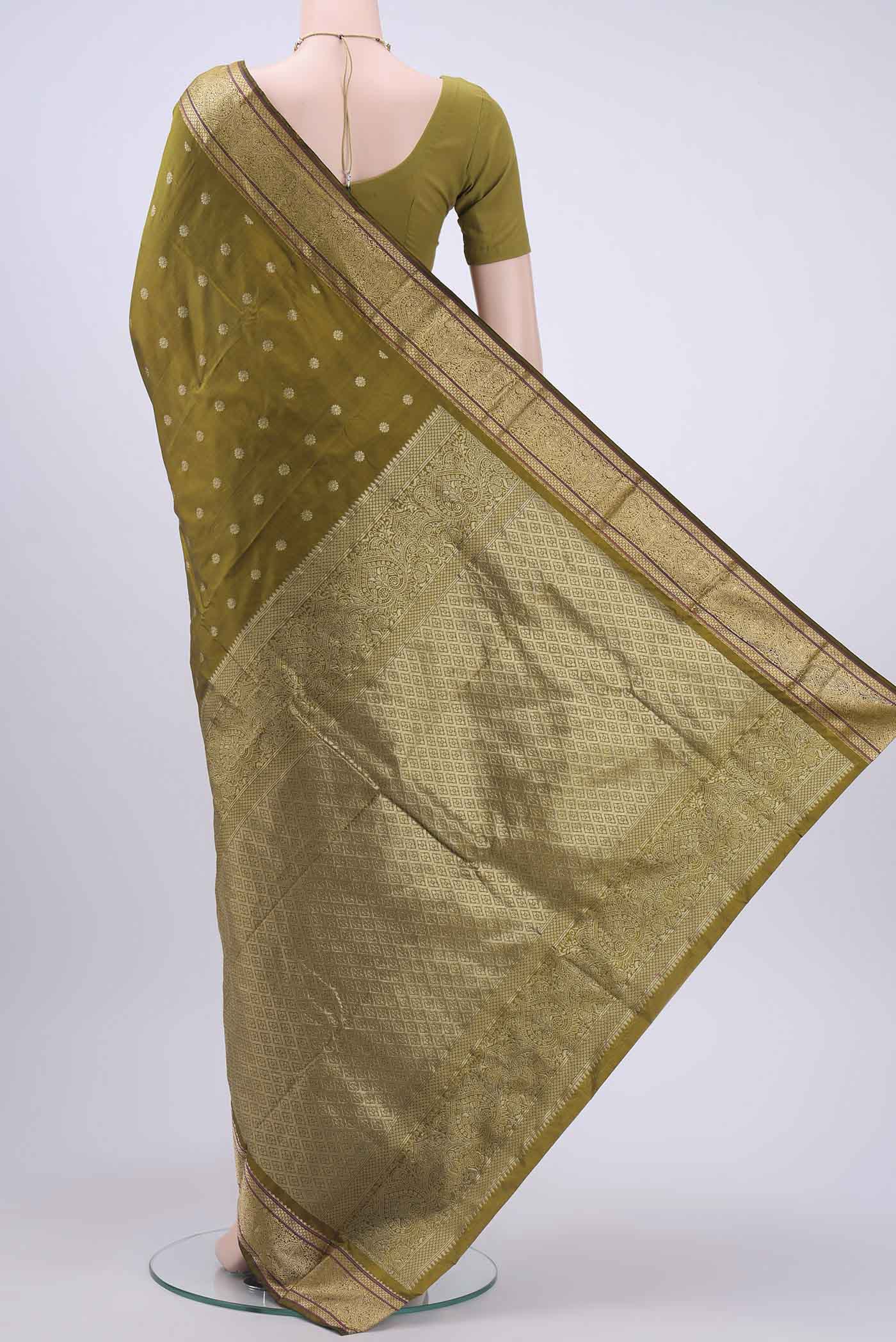 Mehandi Green Blended Bangalore Silk Saree - Image 3