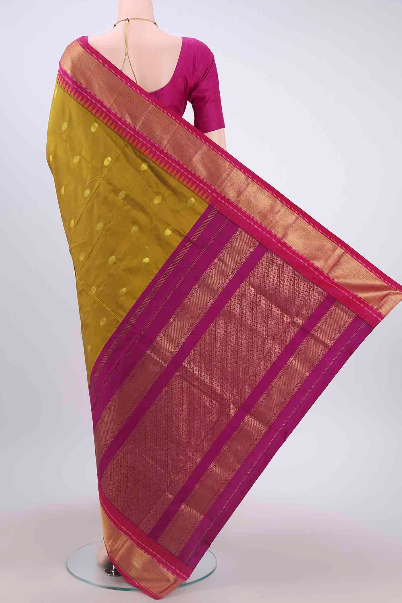Mehandi Green Blended Bangalore Silk Saree - Image 3
