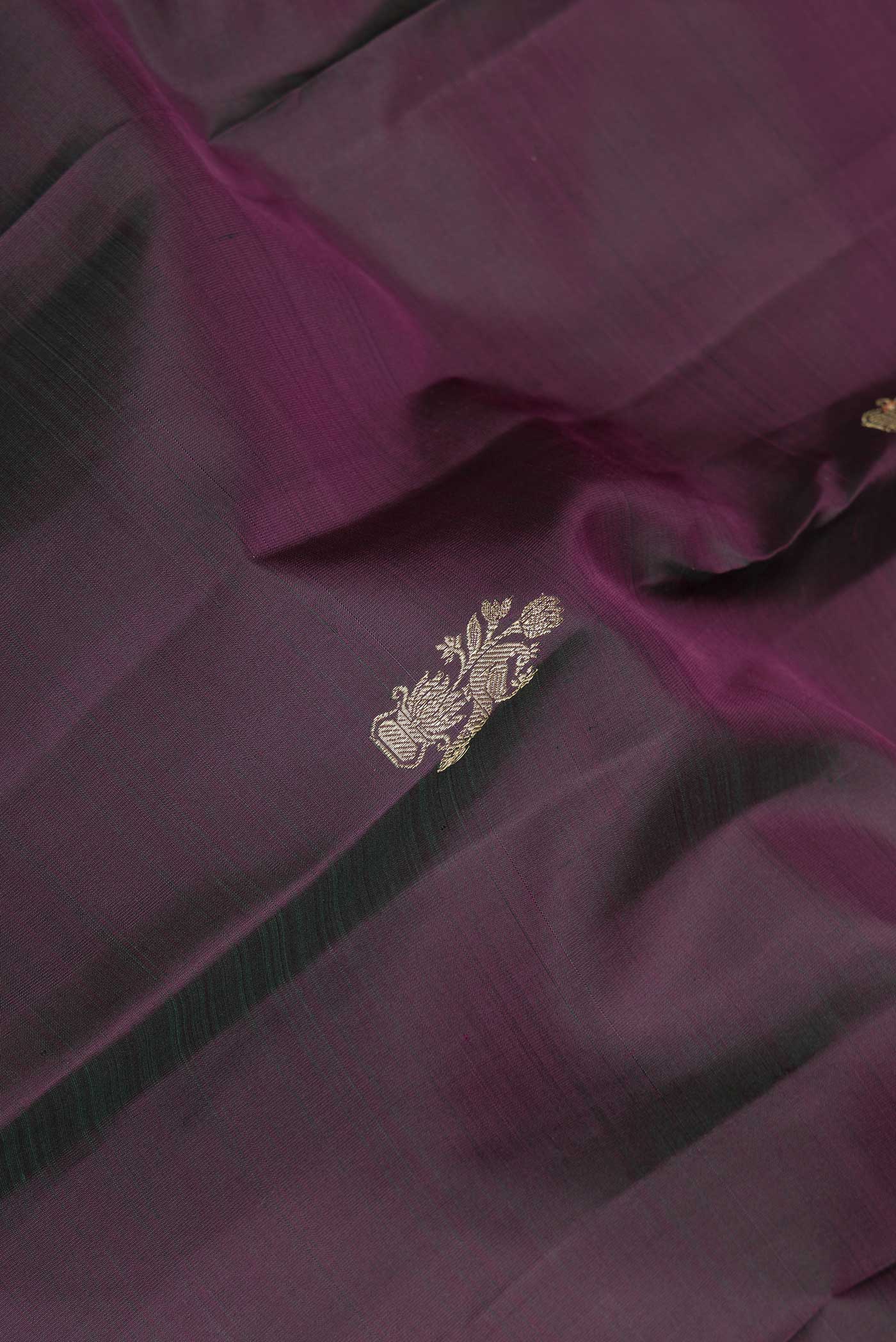 Mehandi Green Dual Tone Kanchipuram Saree - Image 2