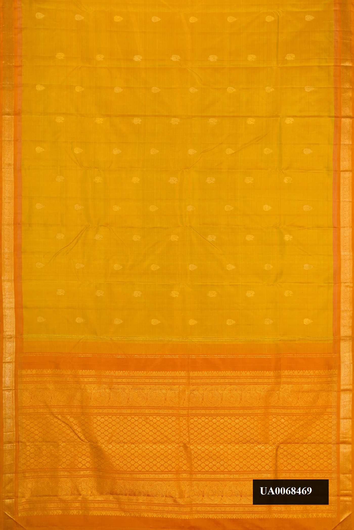Mehandi Green Dual Tone Kanchipuram Silk Saree