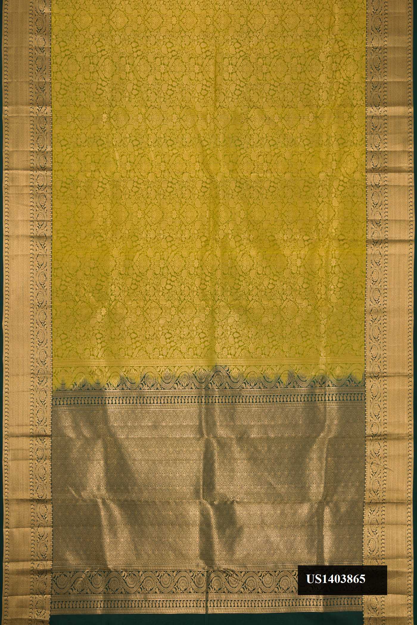Mehandi Green Dual Tone Kanchipuram Silk Saree